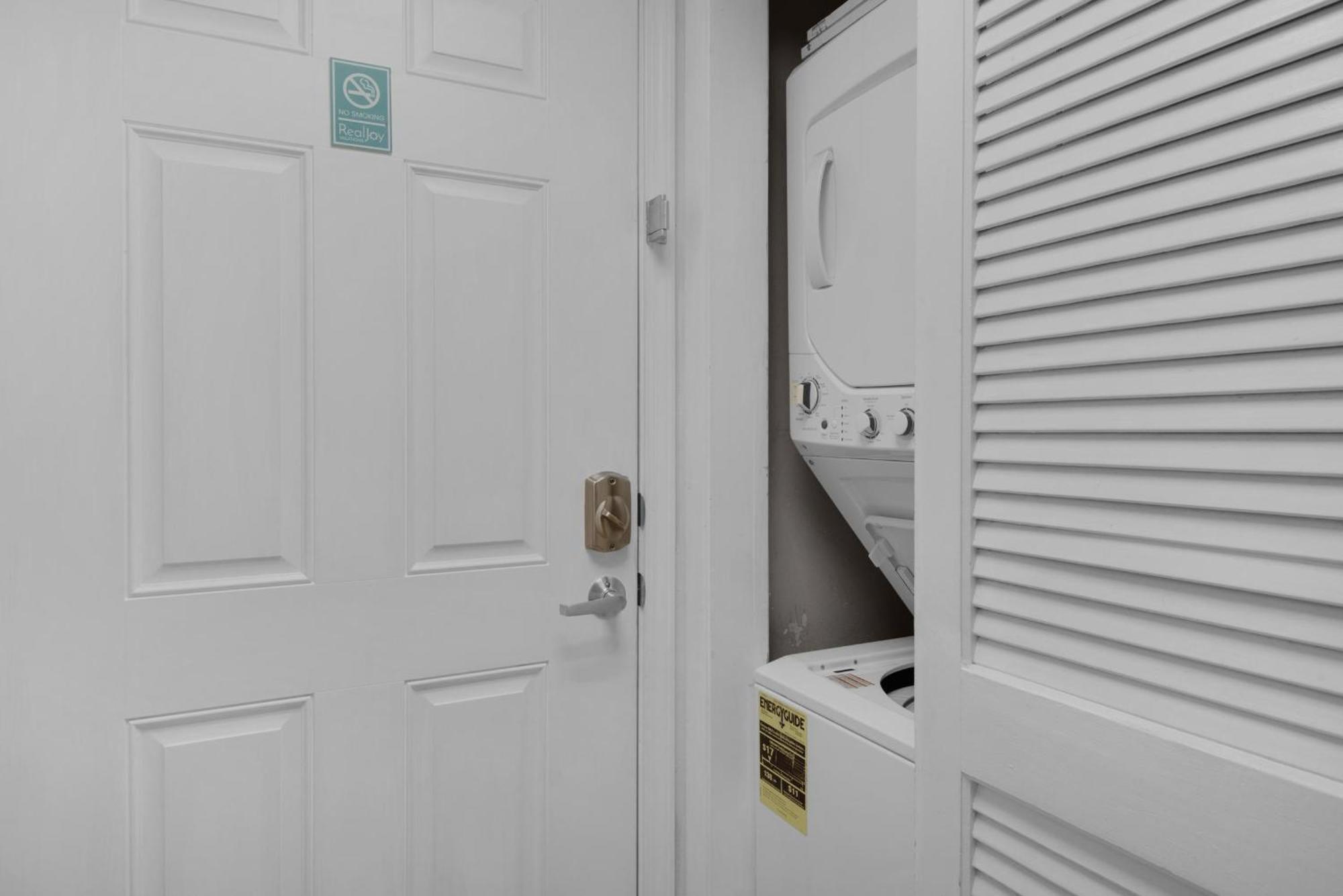 Sugar C-3 Apartment