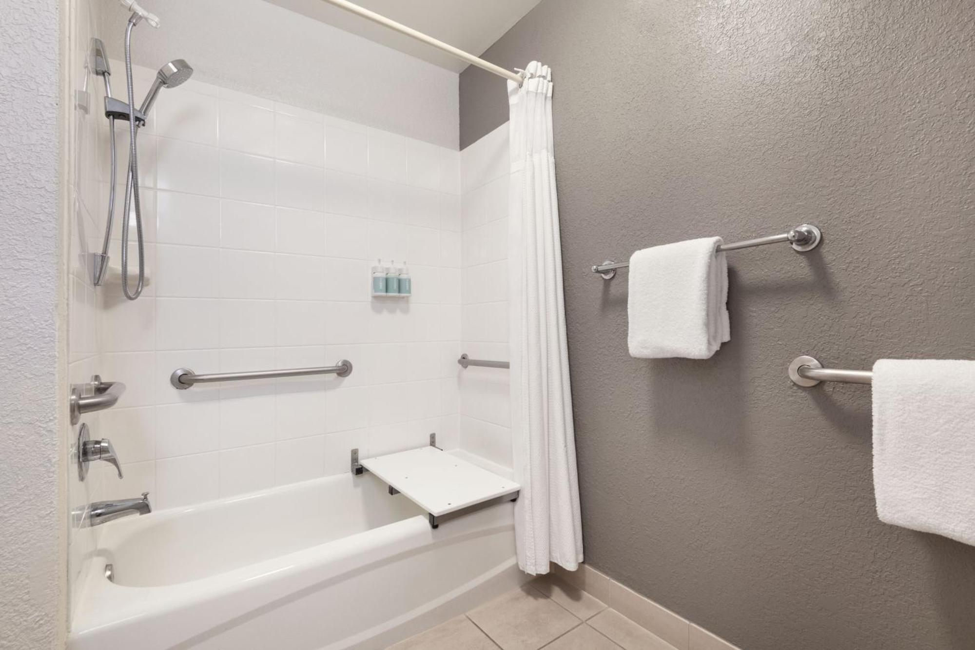 Courtyard By Marriott Daytona Speedway/airport