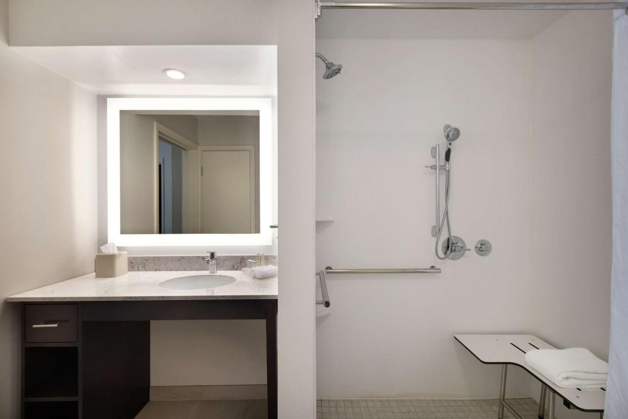 Homewood By Hilton St. Petersburg Hotel