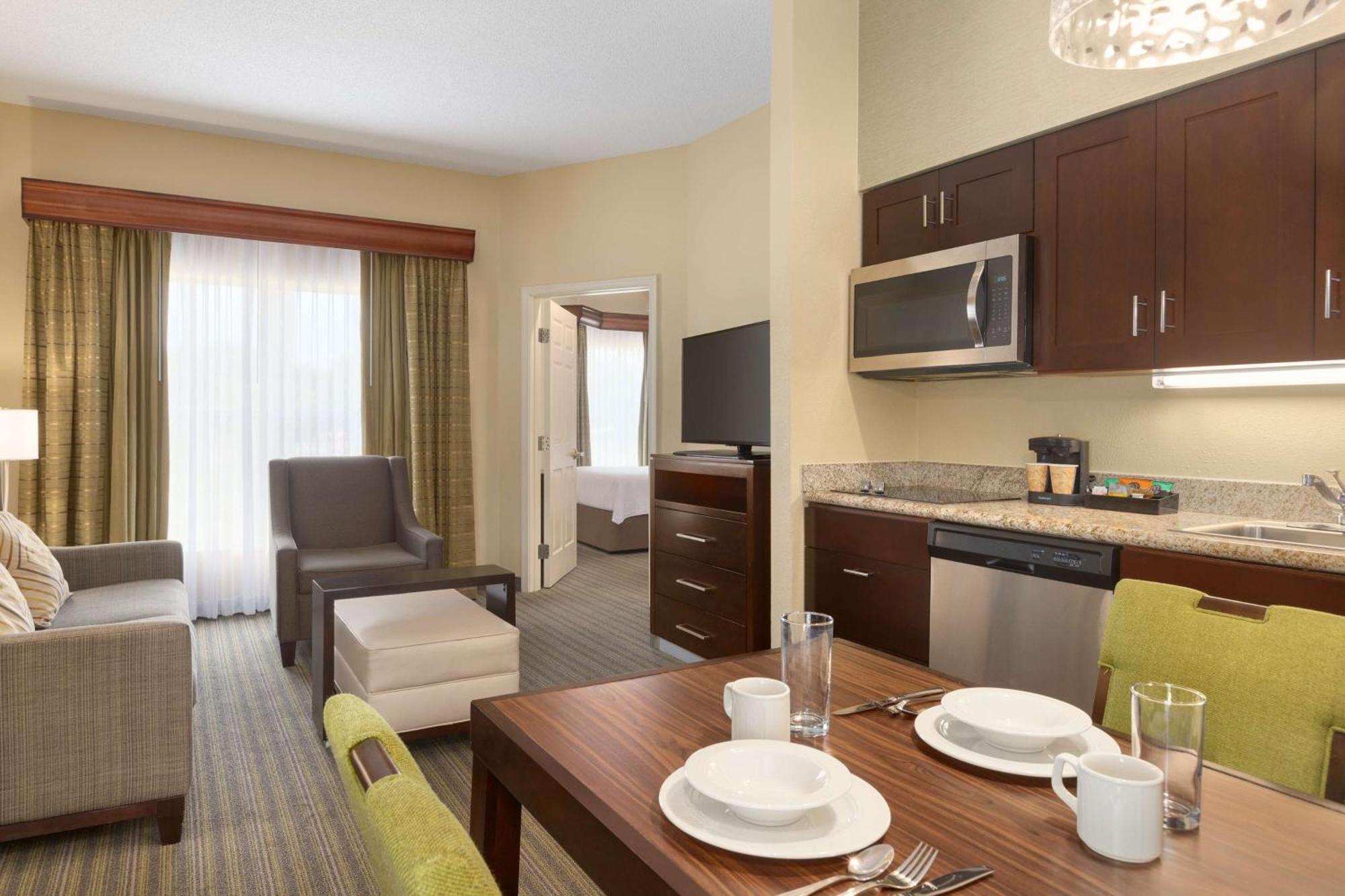 Hotel Homewood By Hilton St. Petersburg