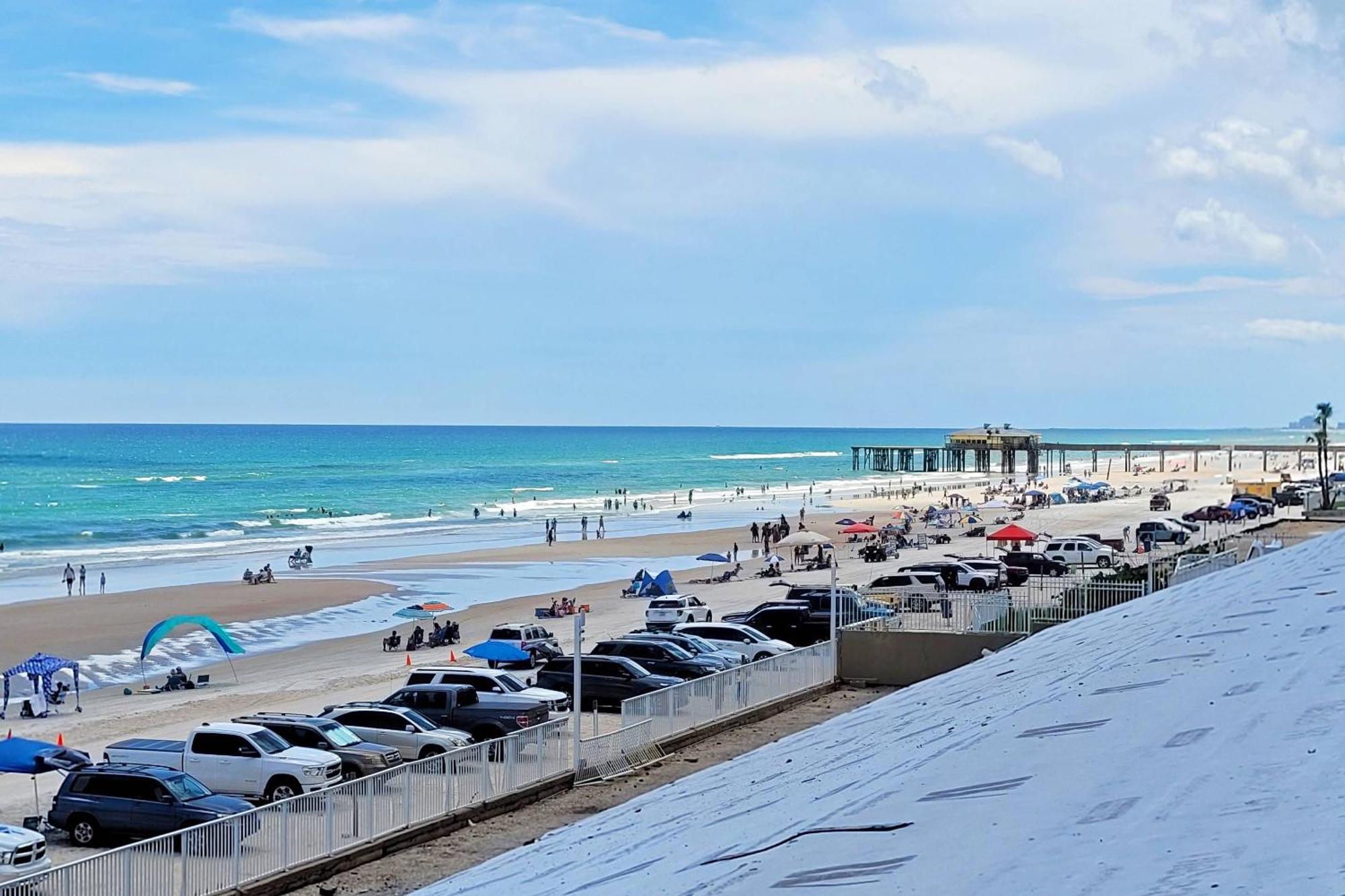 Pirates Cove Unit #209 Holiday home Daytona Beach