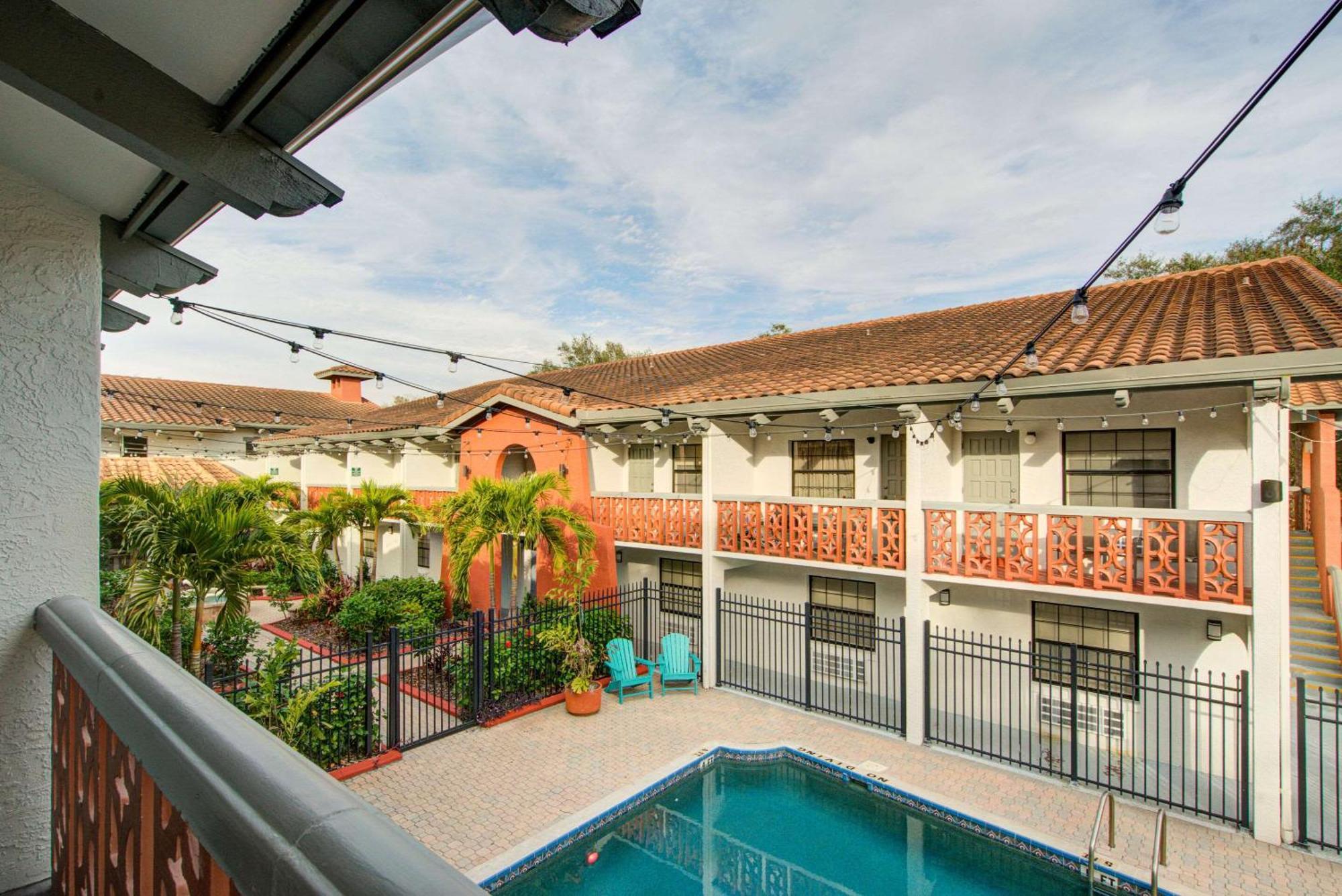 Clarion Pointe Tampa-brandon Near Fairgrounds And Casino Hotel