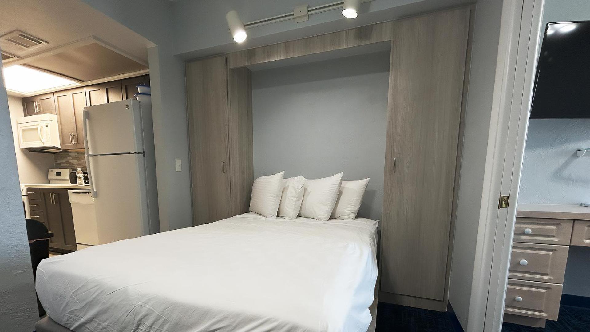 Resort Ocean East Club