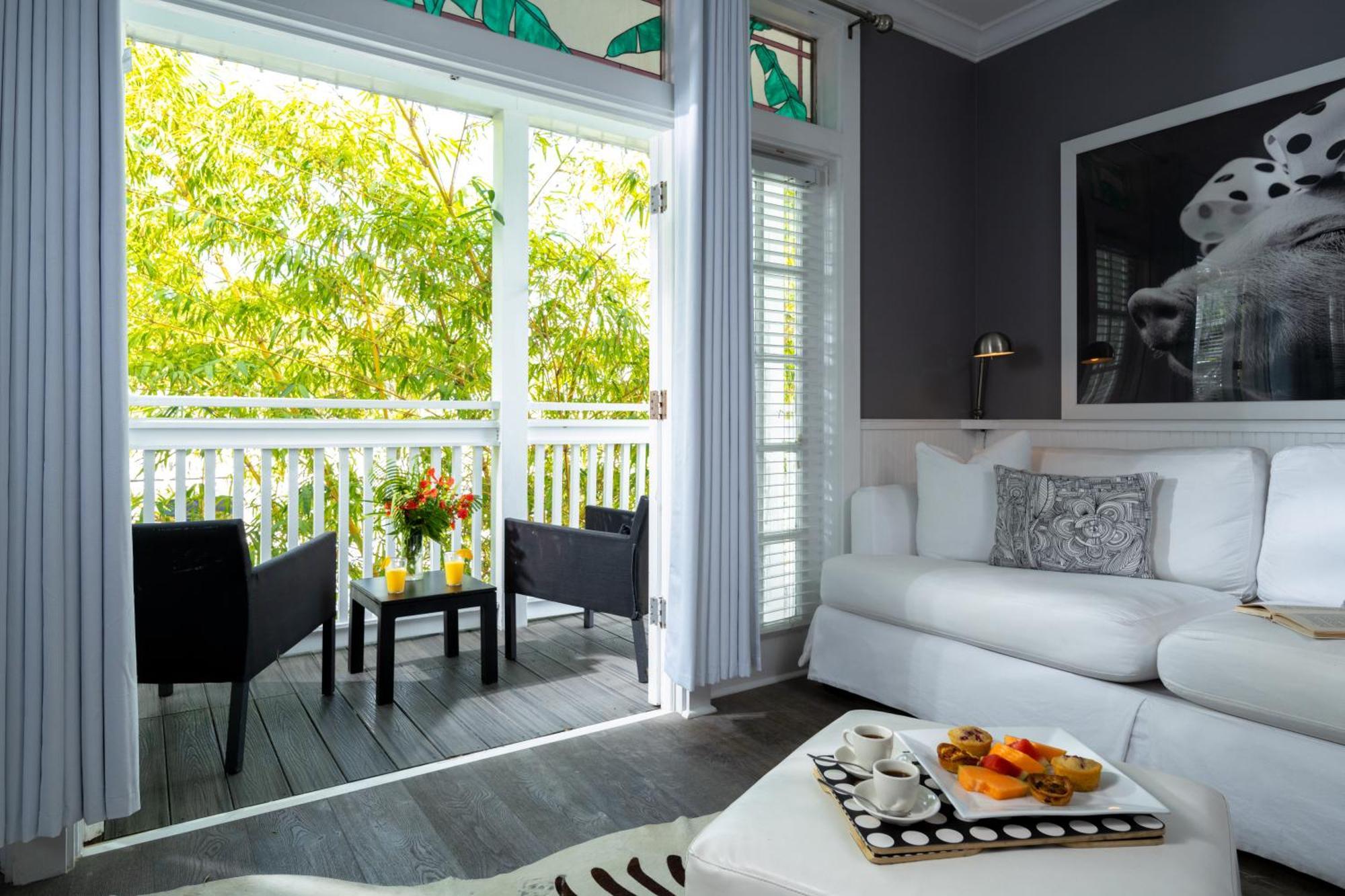 Bed & Breakfast Alexander's Guesthouse-adult Exclusive, Lgbtq Friendly 3*