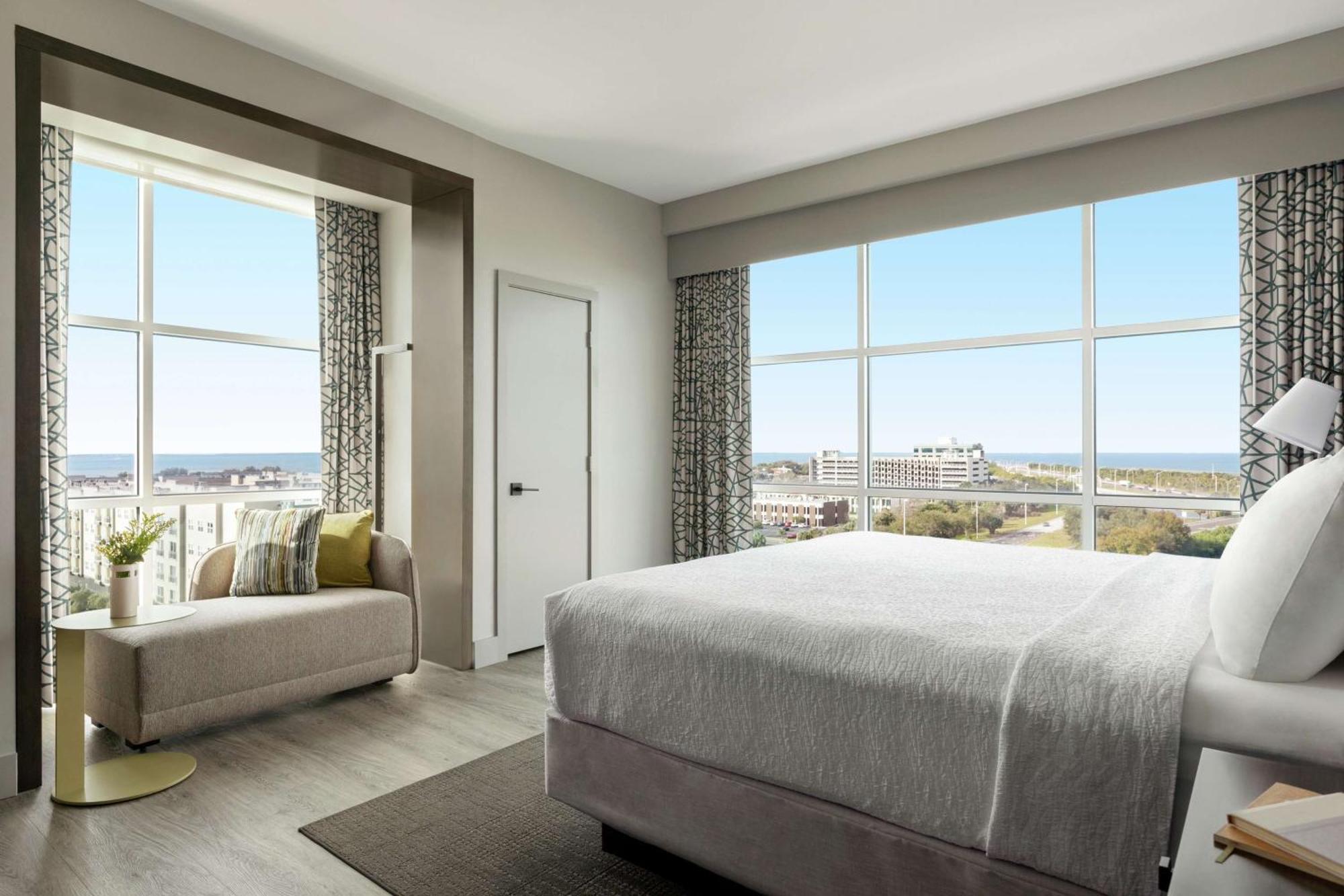 Alba Tampa, Tapestry Collection By Hilton