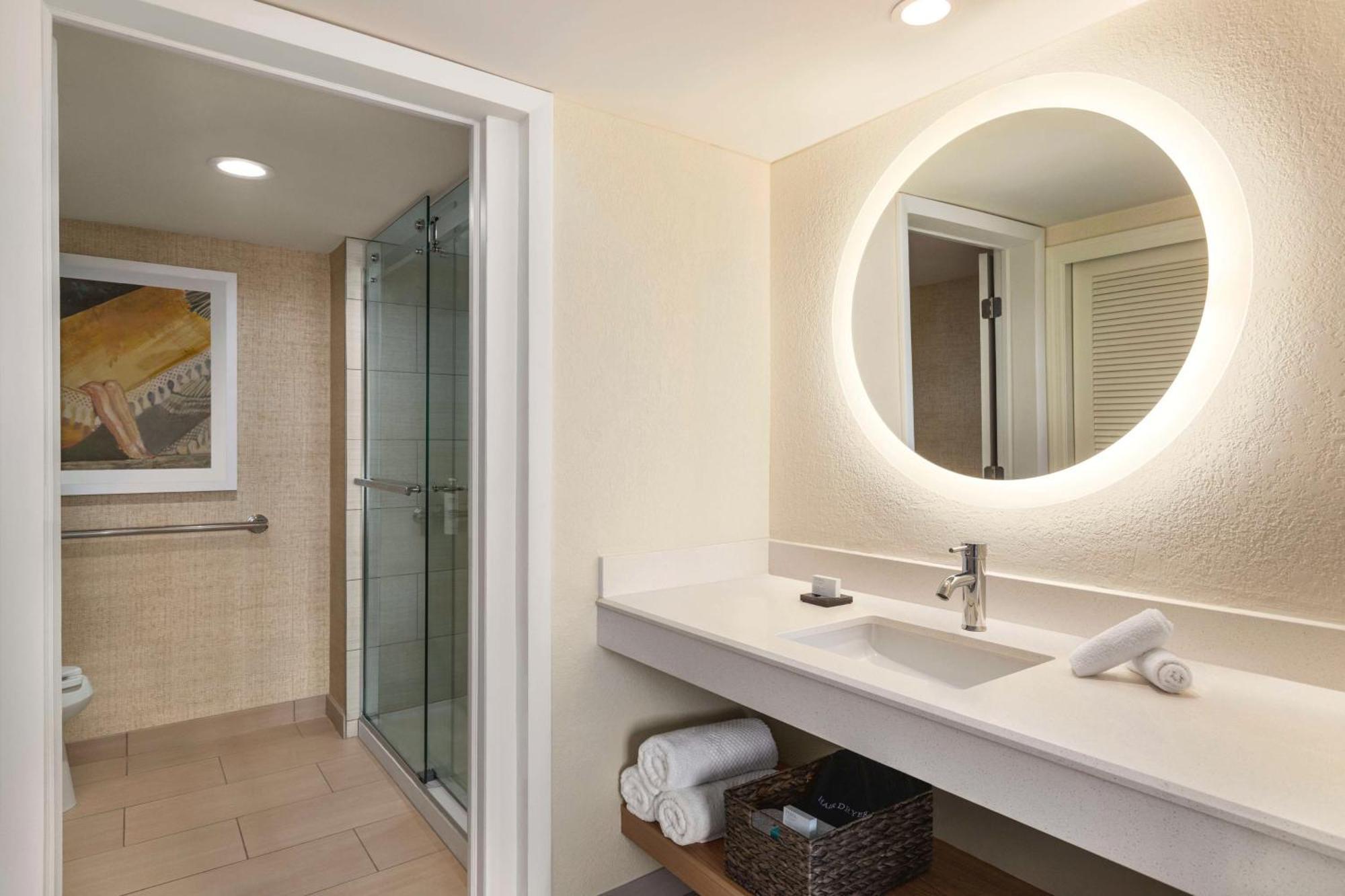 Embassy By Hilton Deerfield & Resort 3*