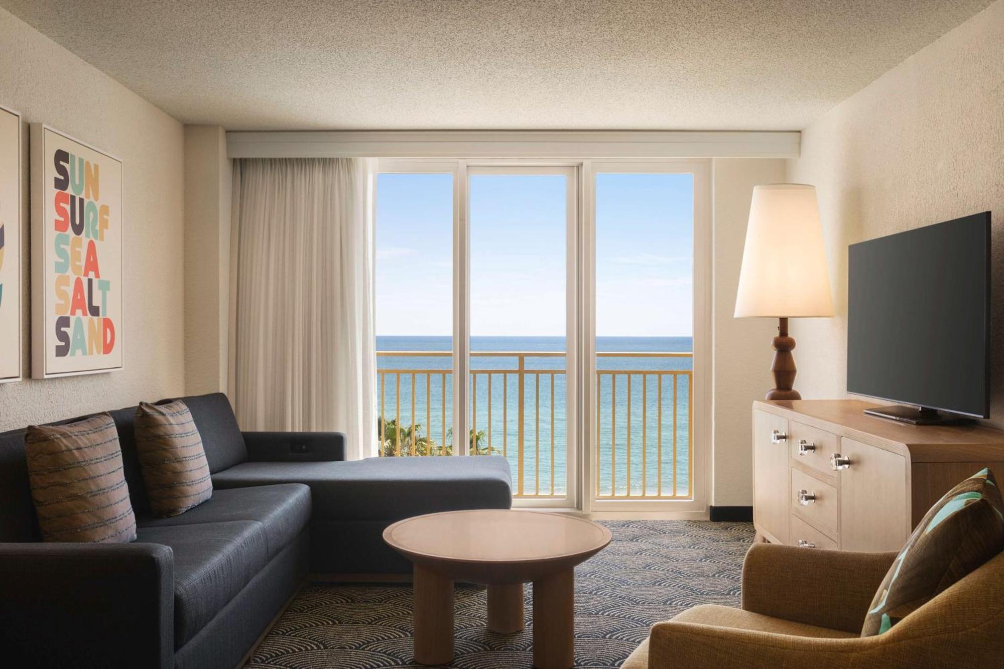 Resort Embassy By Hilton Deerfield &