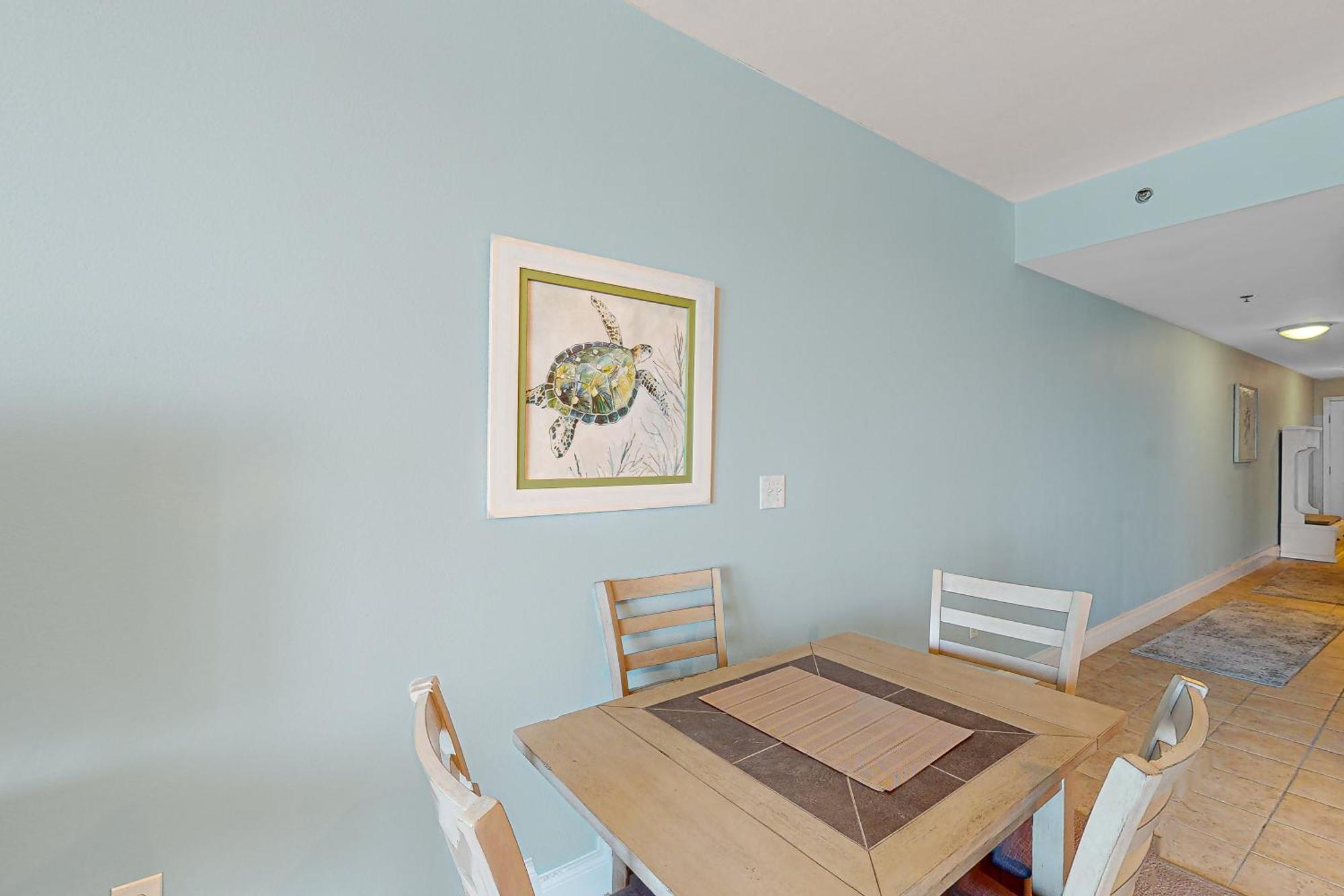 Laketown Wharf 1703 Apartment