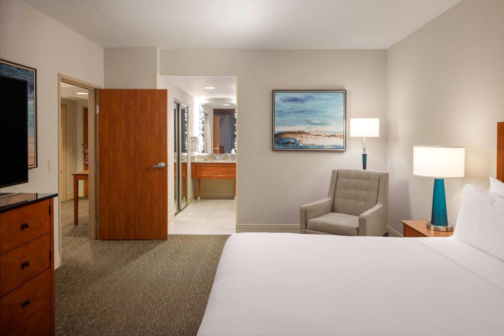 Hotel Hilton Carillon Park