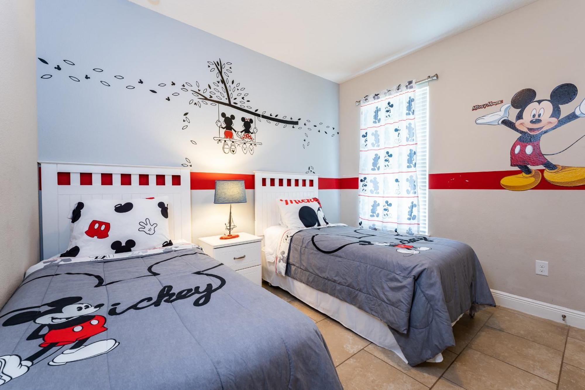 Solterra With Themed Rooms, Private Pool And Amenities