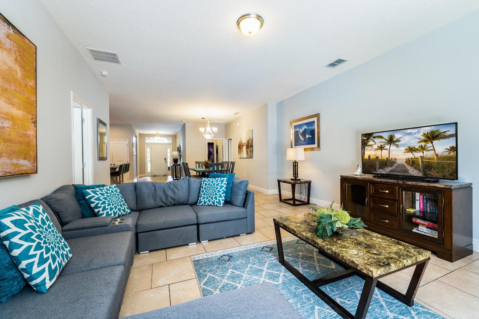 Solterra With Themed Rooms, Private Pool And Amenities * Davenport