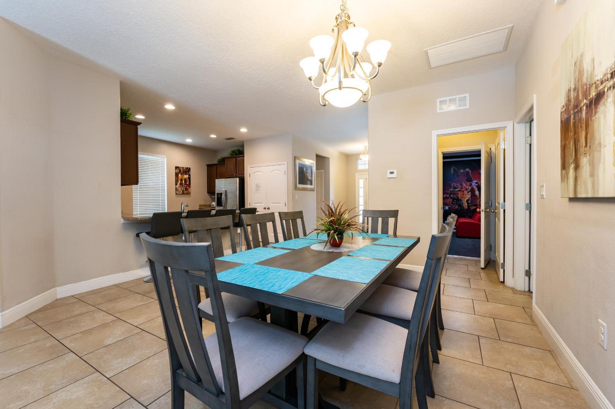 Solterra With Themed Rooms, Private Pool And Amenities Davenport