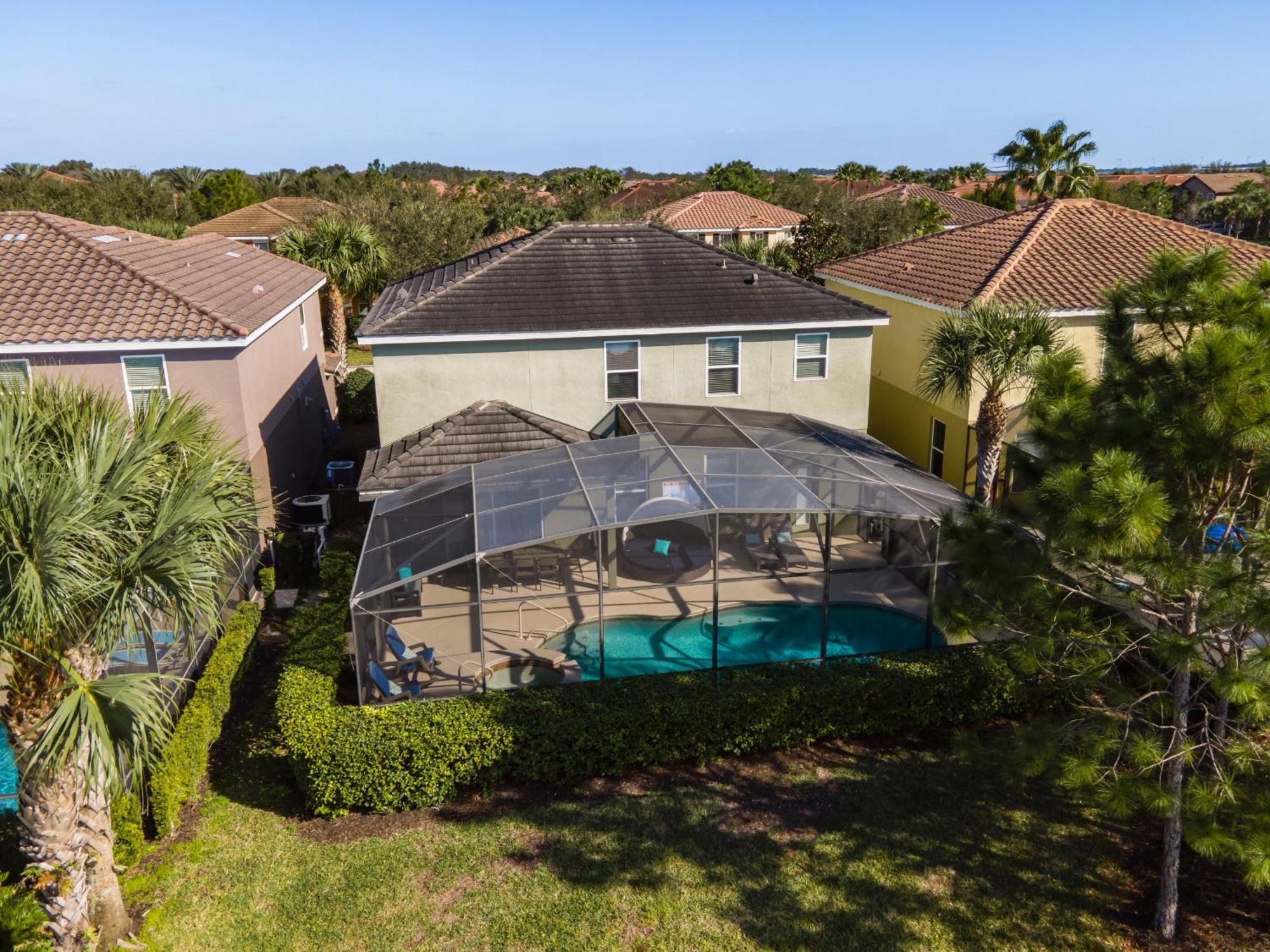Home, Lakeview, Private Pool Near To Holiday home