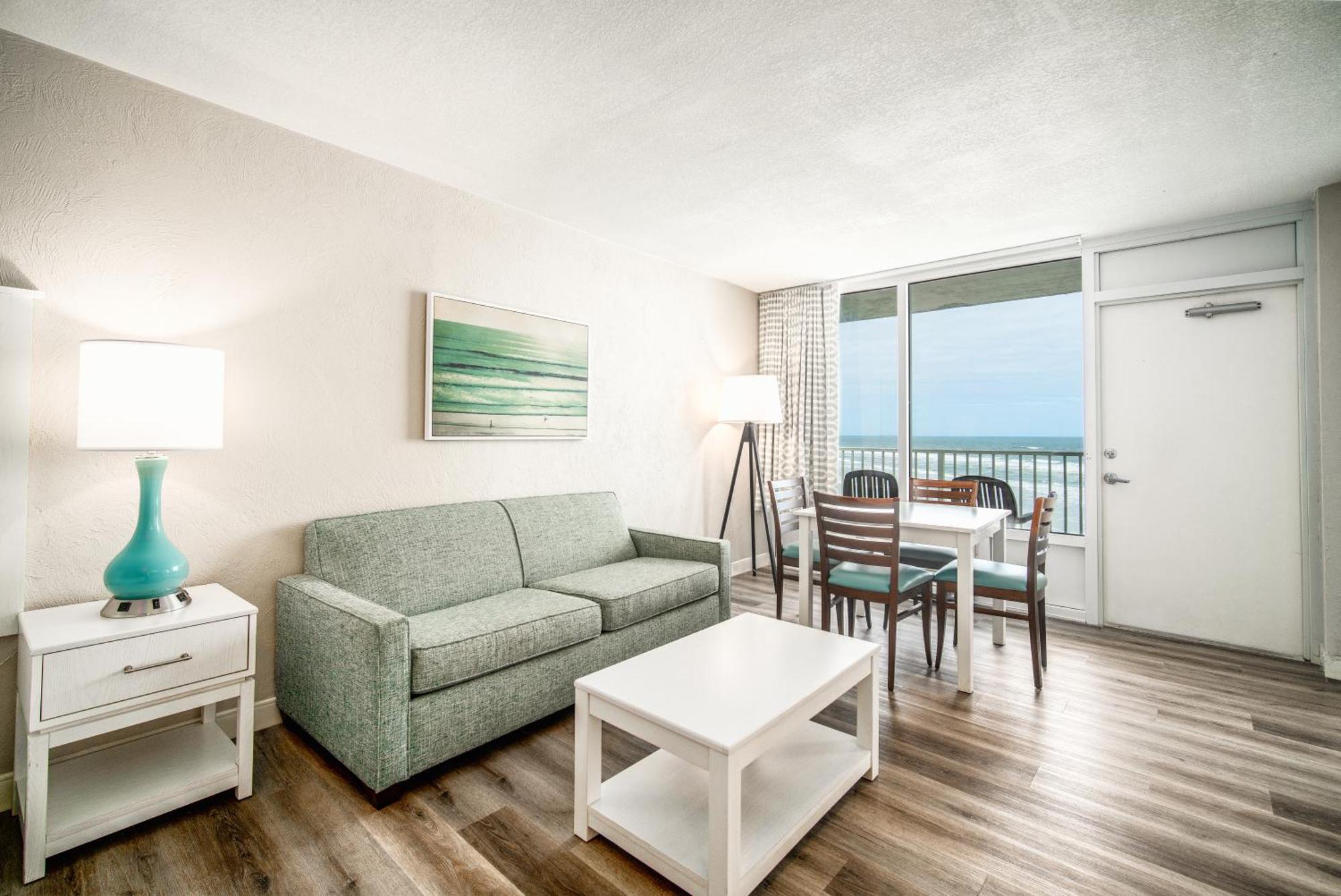 Resort Perry's Ocean-edge
