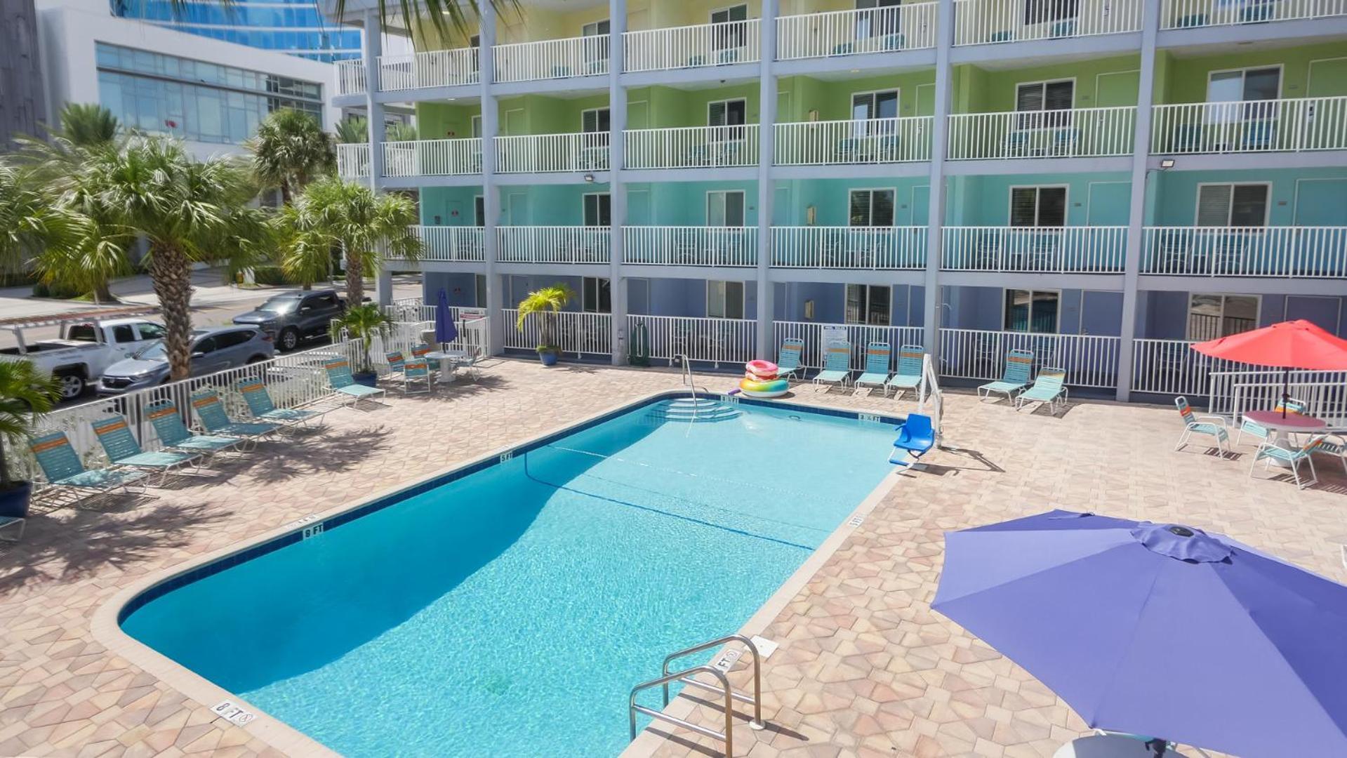 Pelican Pointe Clearwater Motel 3*