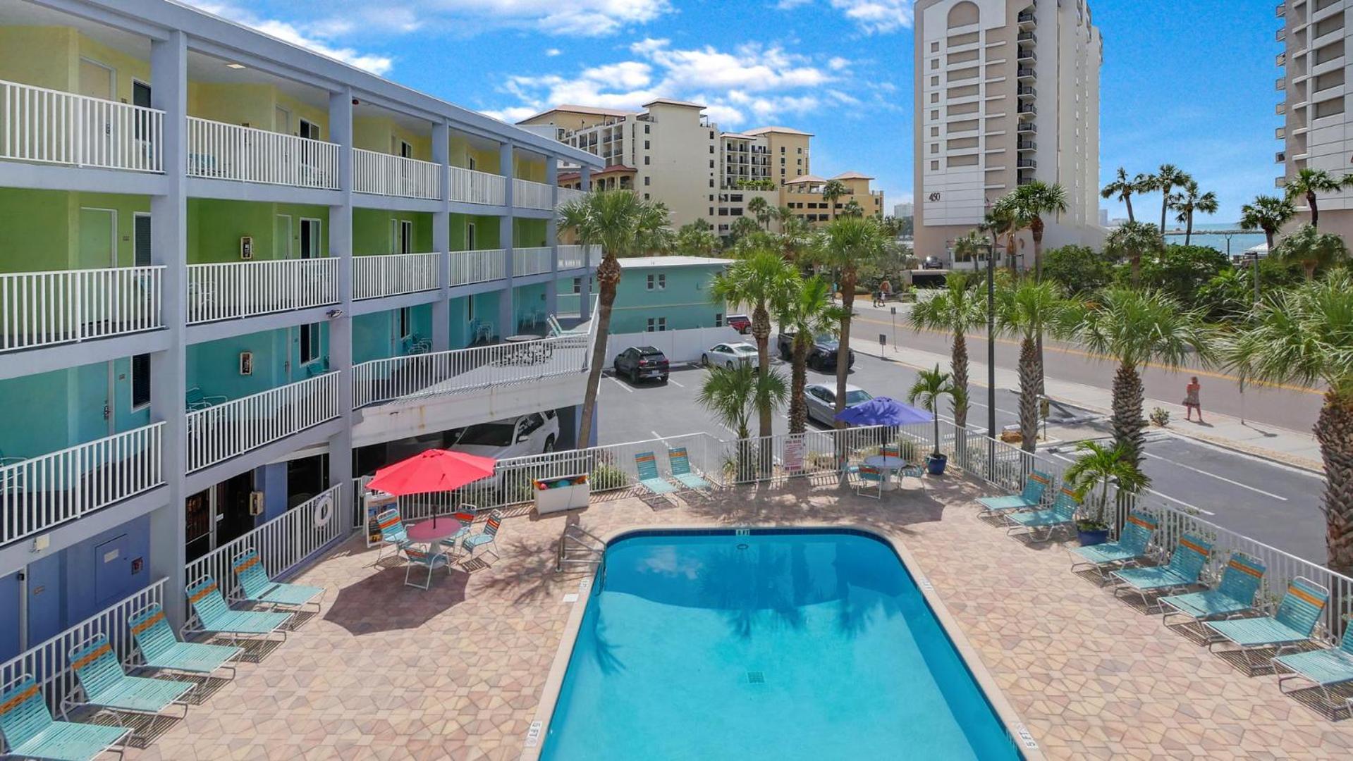 Pelican Pointe Clearwater Motel