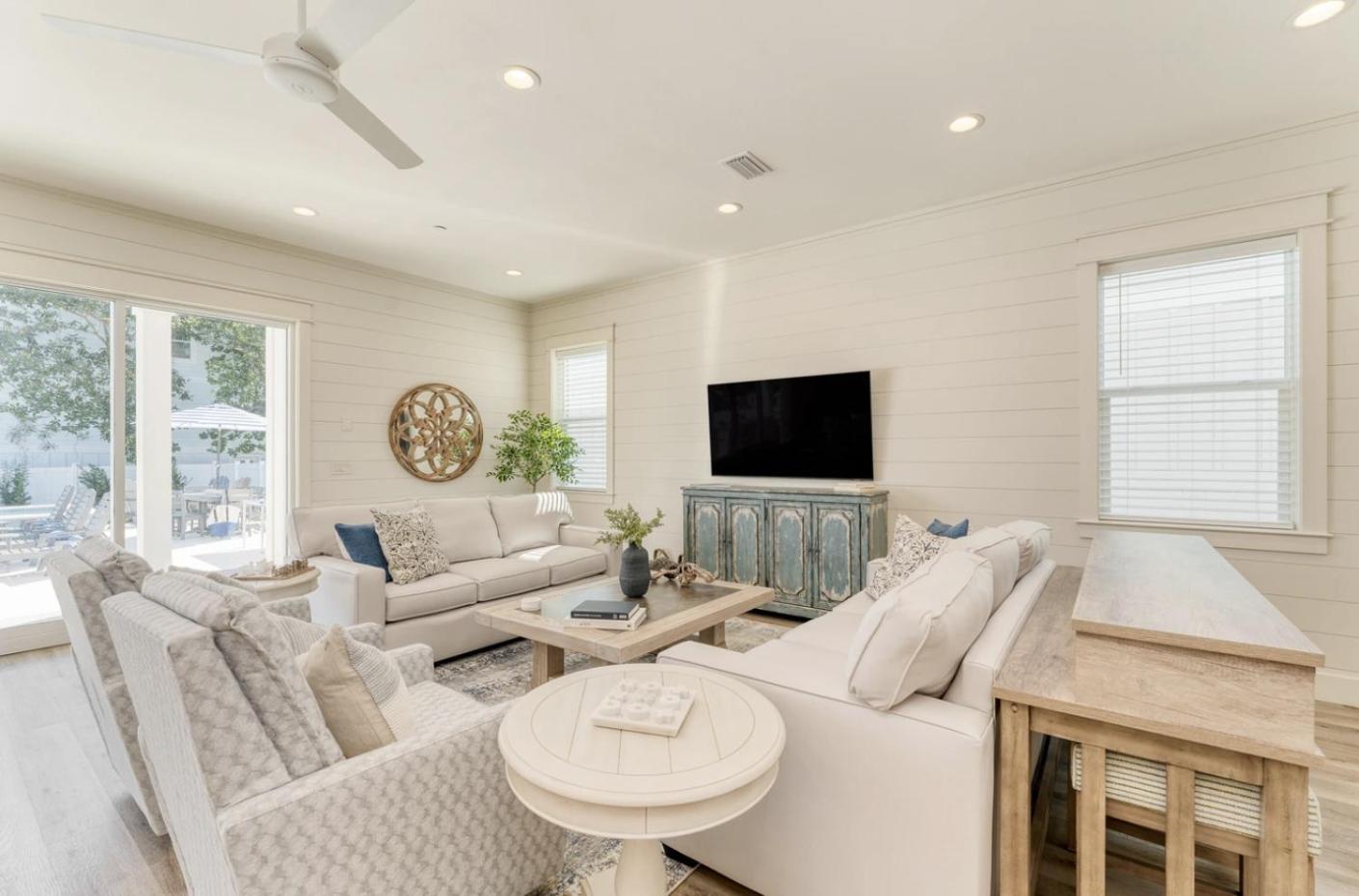 Crystal Blue~sleeps 28~heated Pool~golf Cart Holiday home