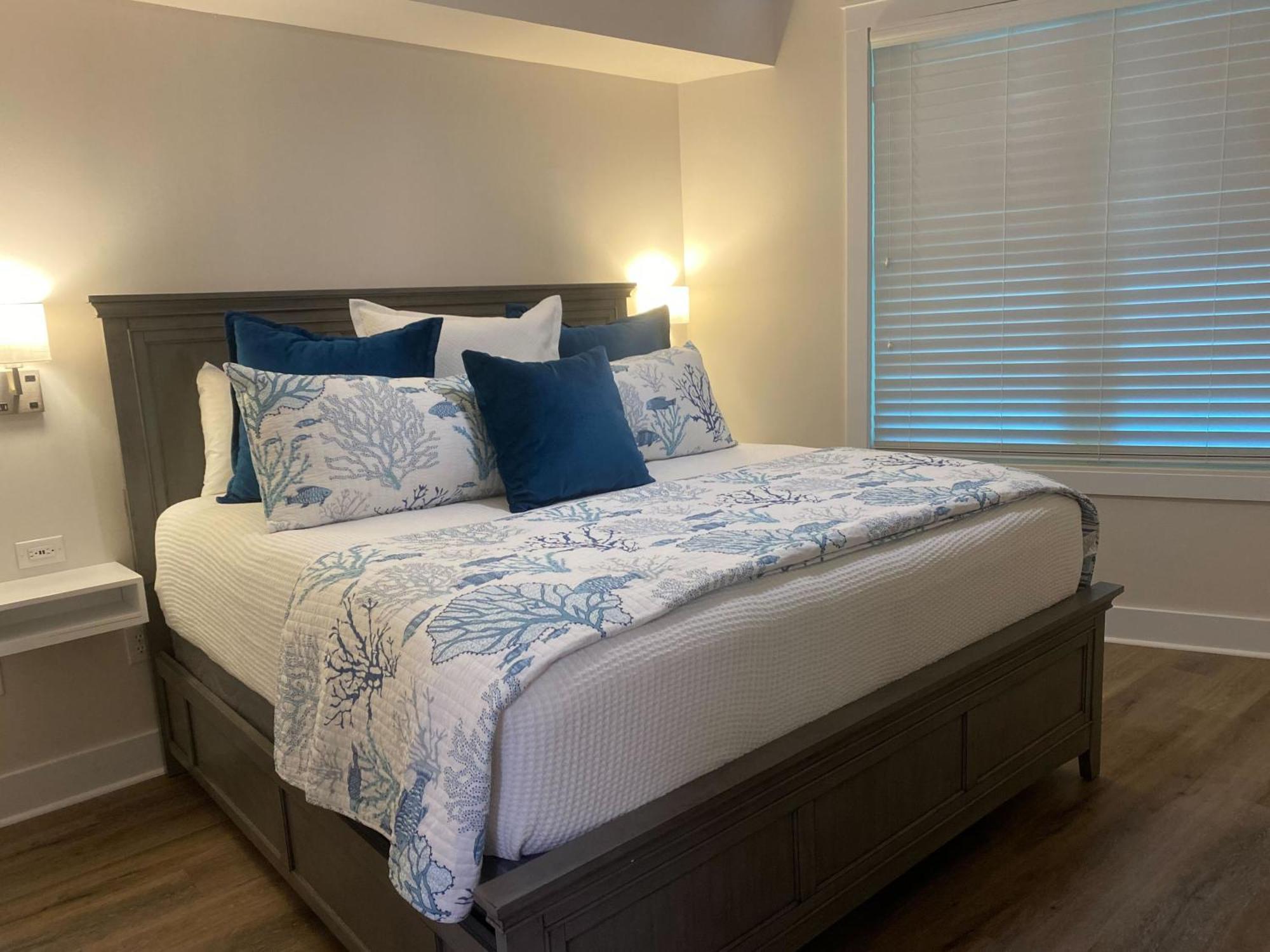 Ocean Blue At 1805 Aqua Apartment