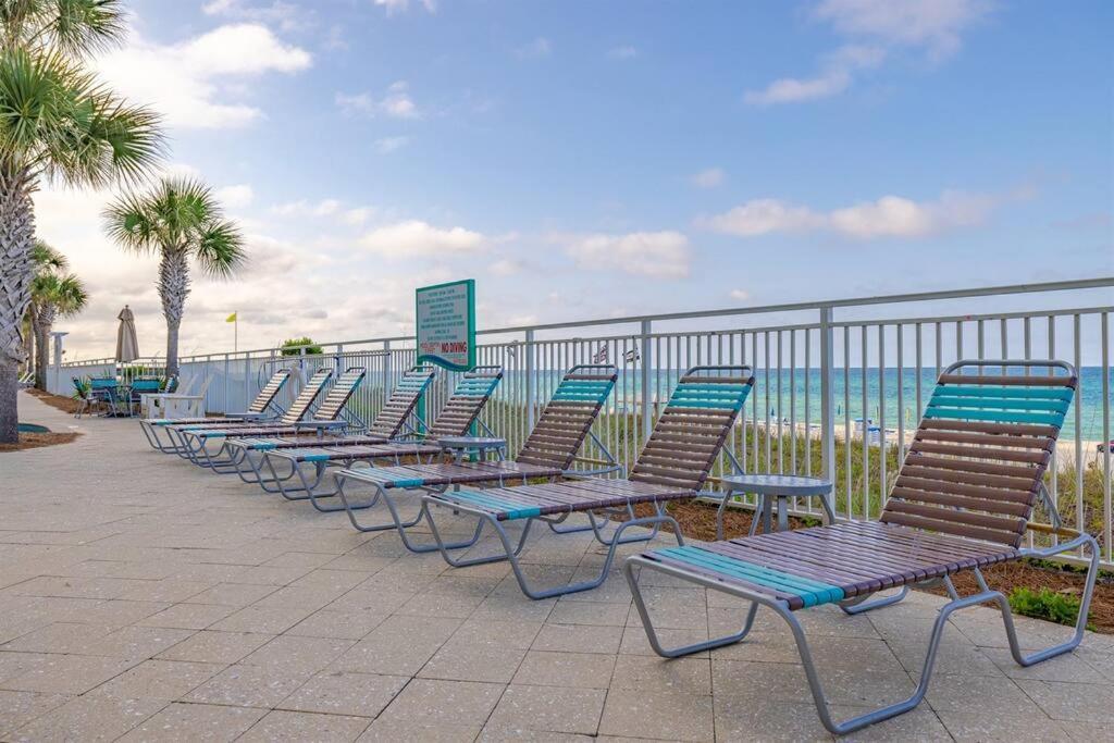 Apartment Ocean Blue At 1805 Aqua