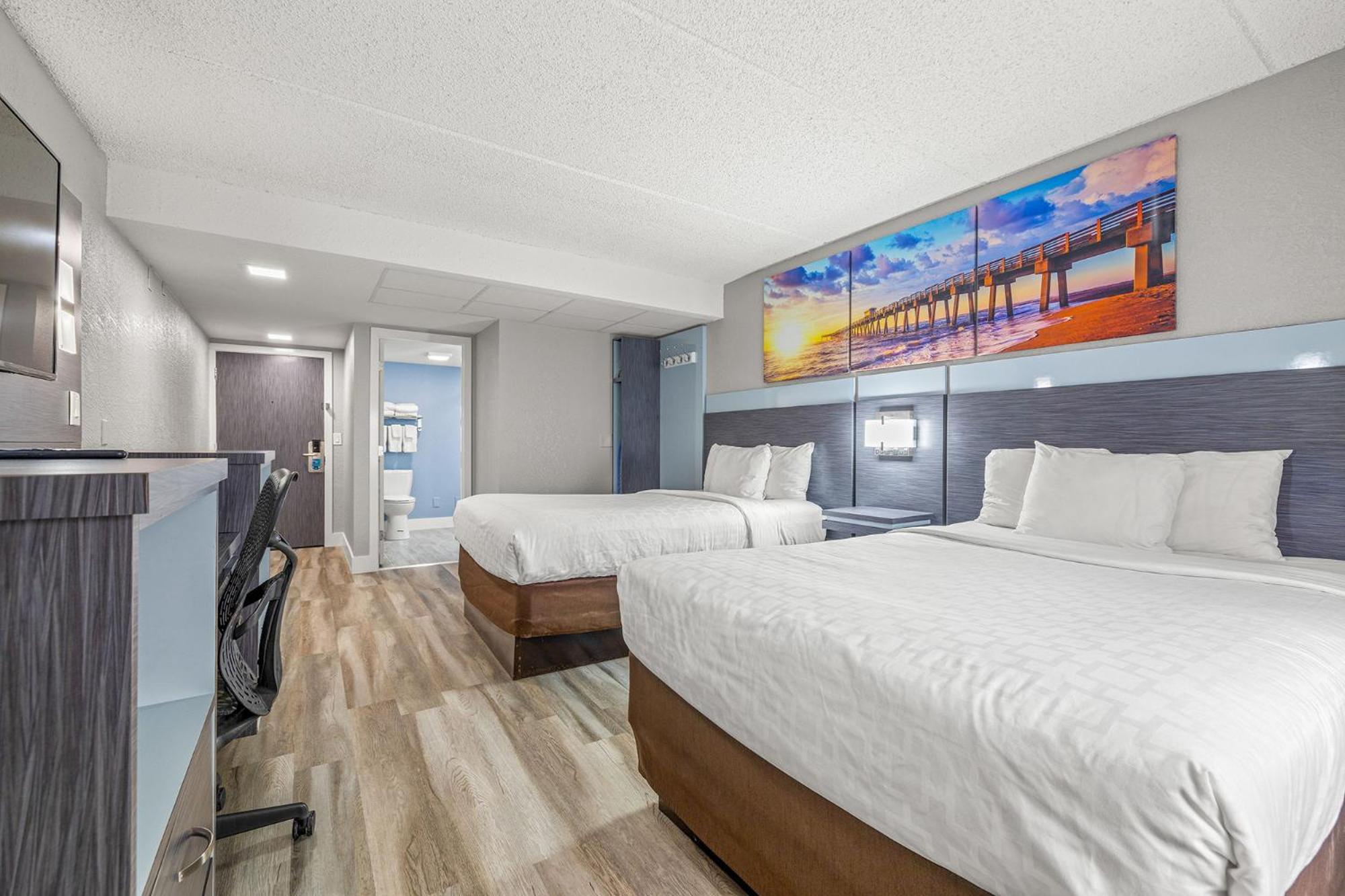 Clarion Pointe Tampa-brandon Near Fairgrounds And Casino Hotel 2*
