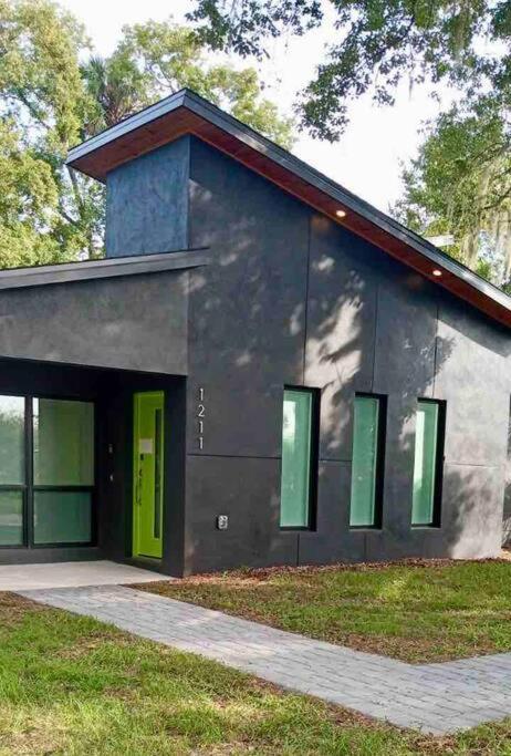 The Butterfly House - With Sauna Sanford