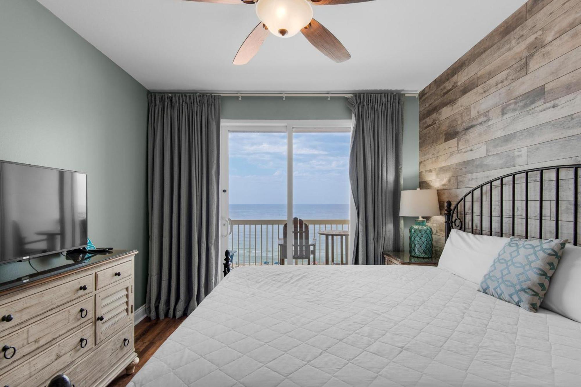 Calypso 1-608 East Aparthotel Panama City Beach