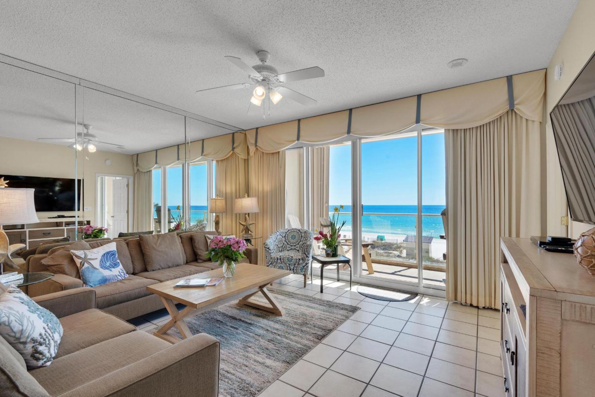 Apartment Sterling Sands 209