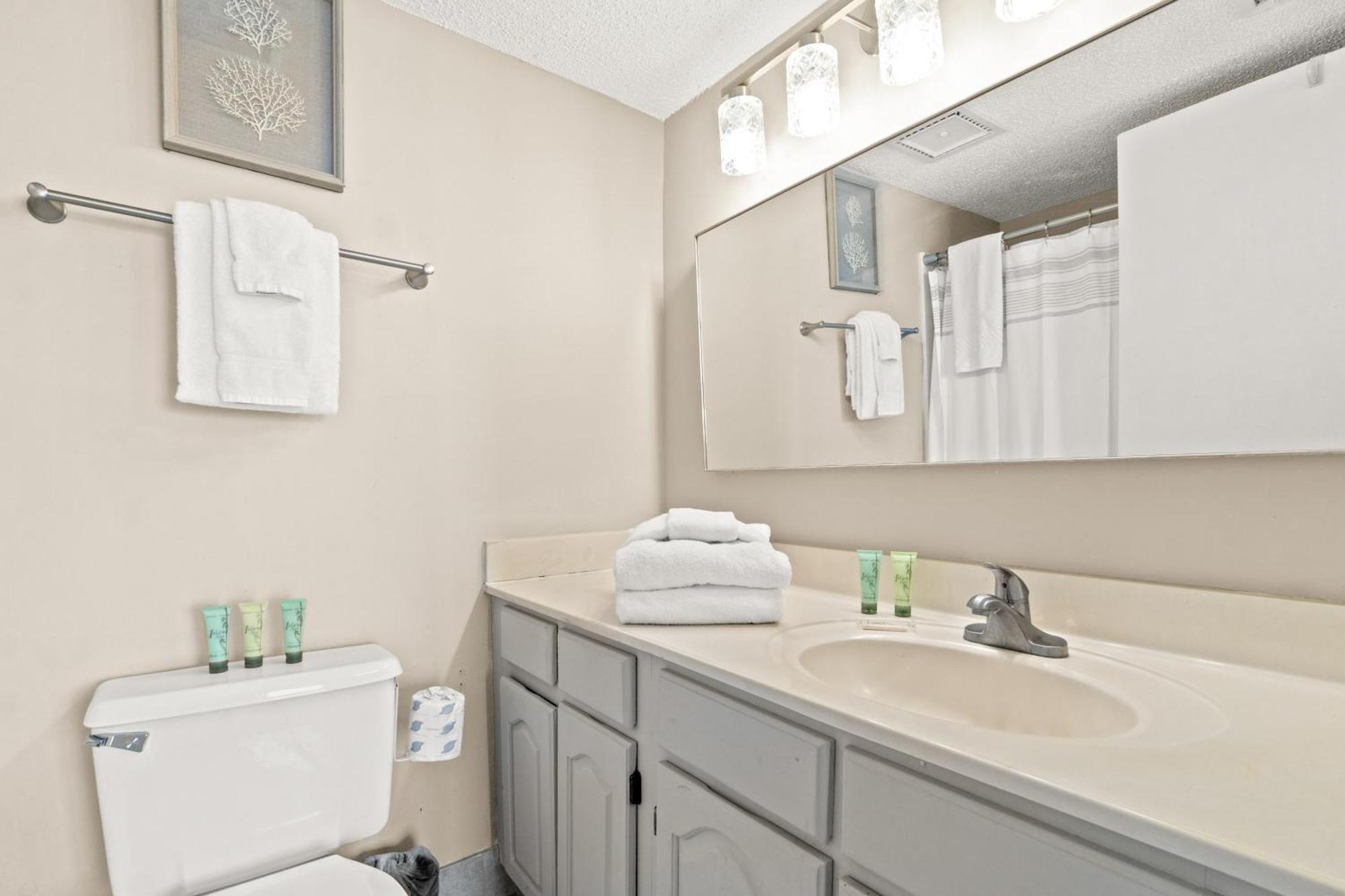 Holiday home Commodore #704 By Book That Panama City Beach