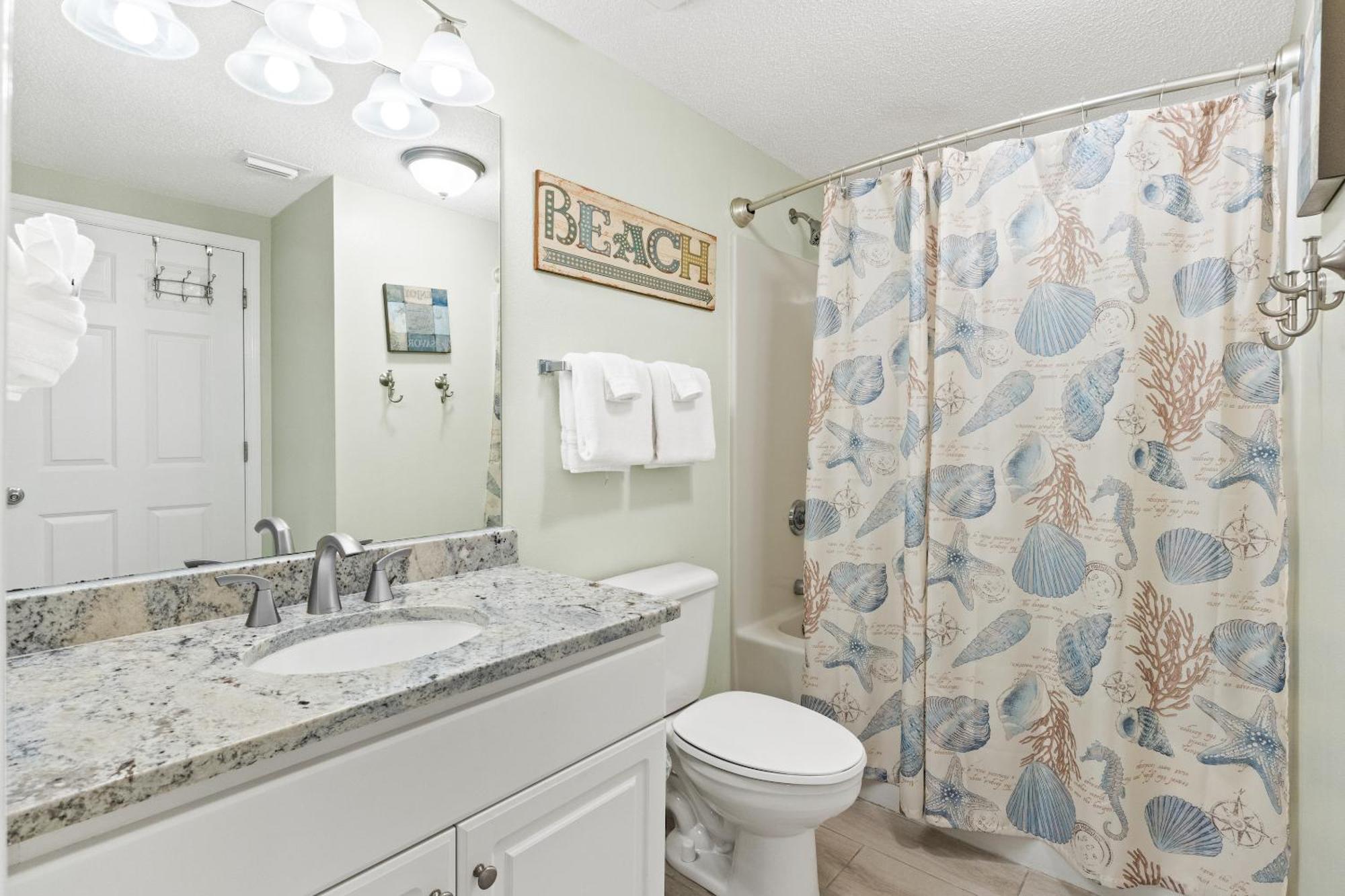 Apartment Majestic Tower I By Panhandle Getaways Panama City Beach