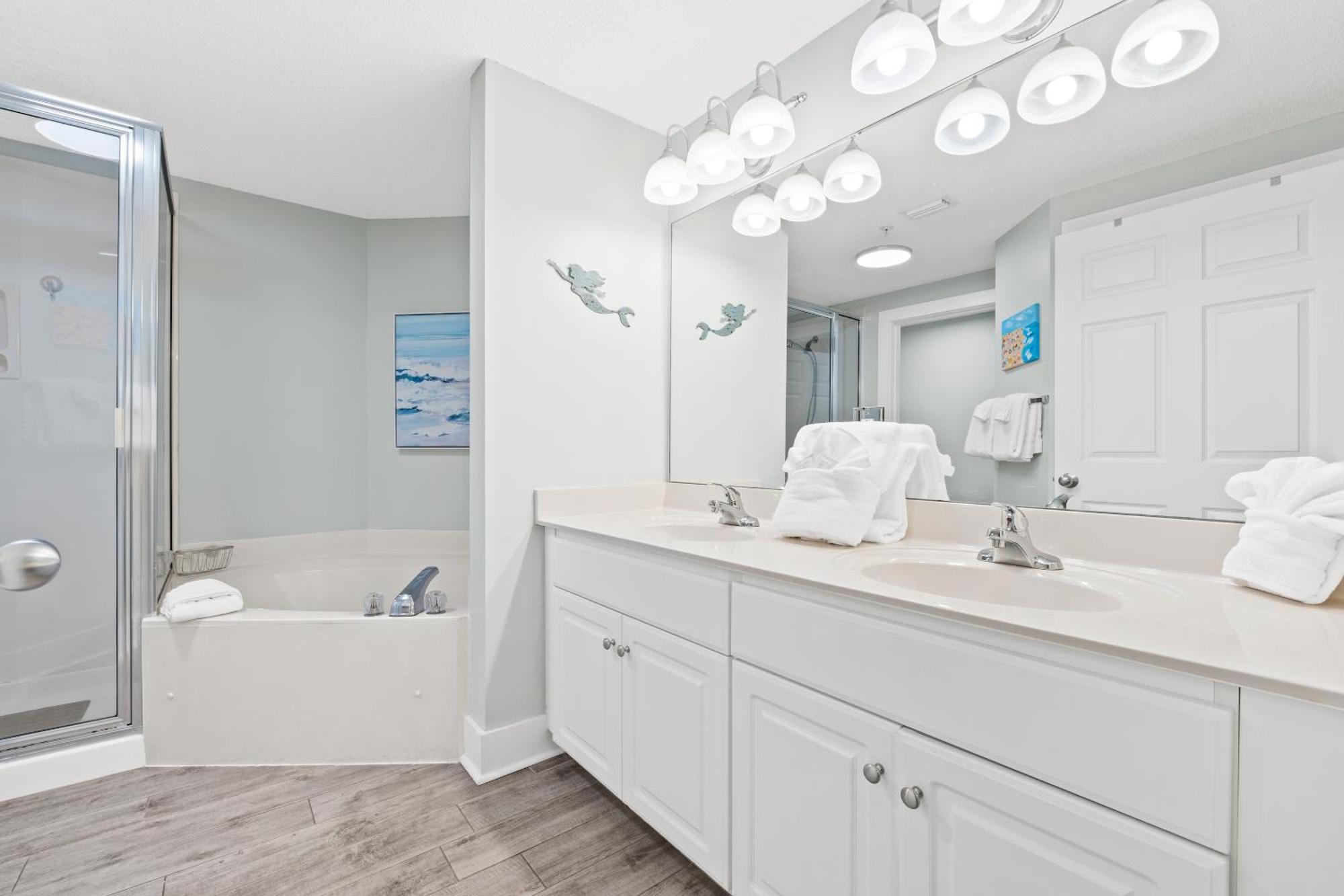 Apartment Majestic Tower I By Panhandle Getaways Panama City Beach
