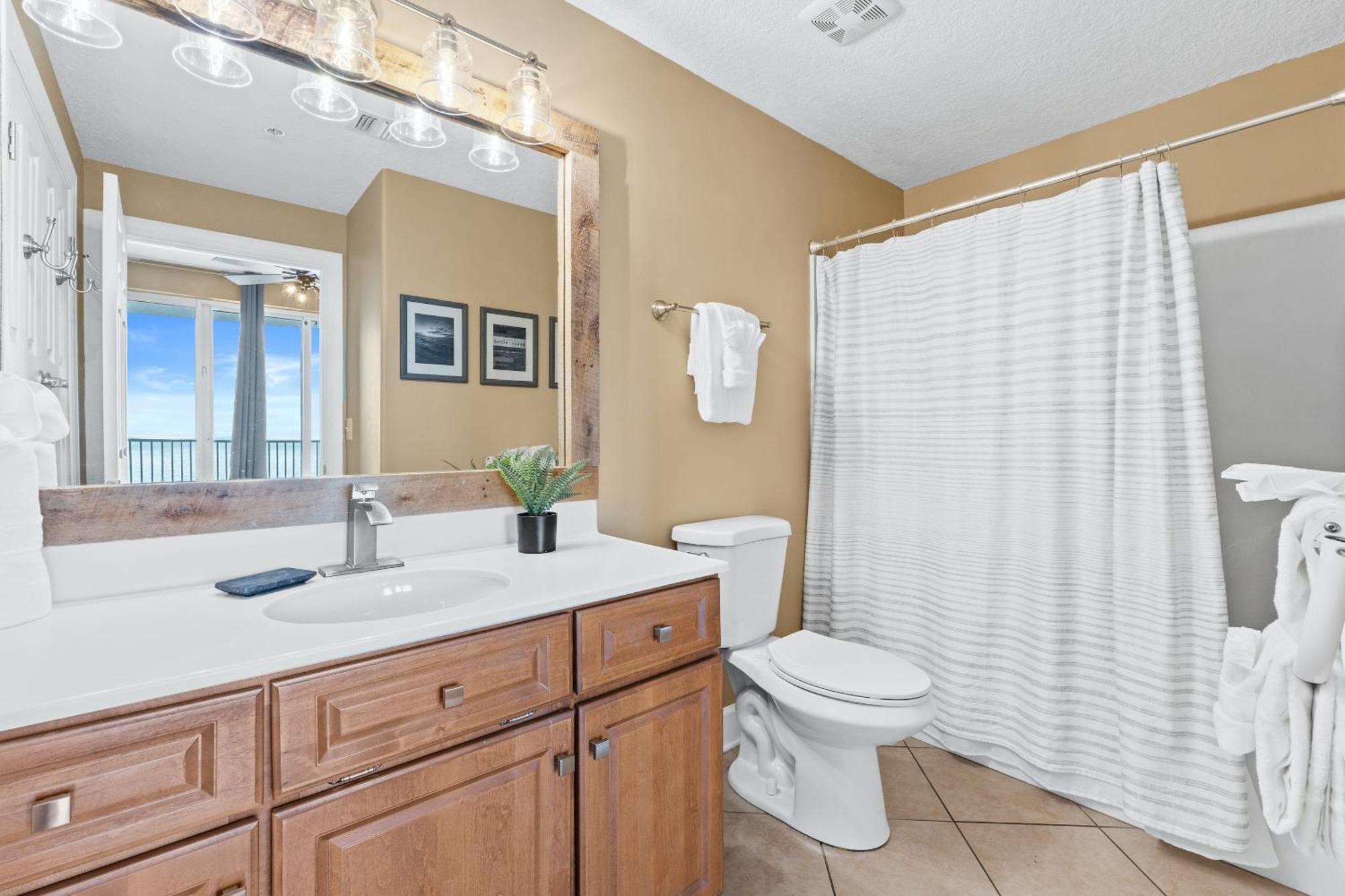 Emerald Isle By Panhandle Getaways Apartment