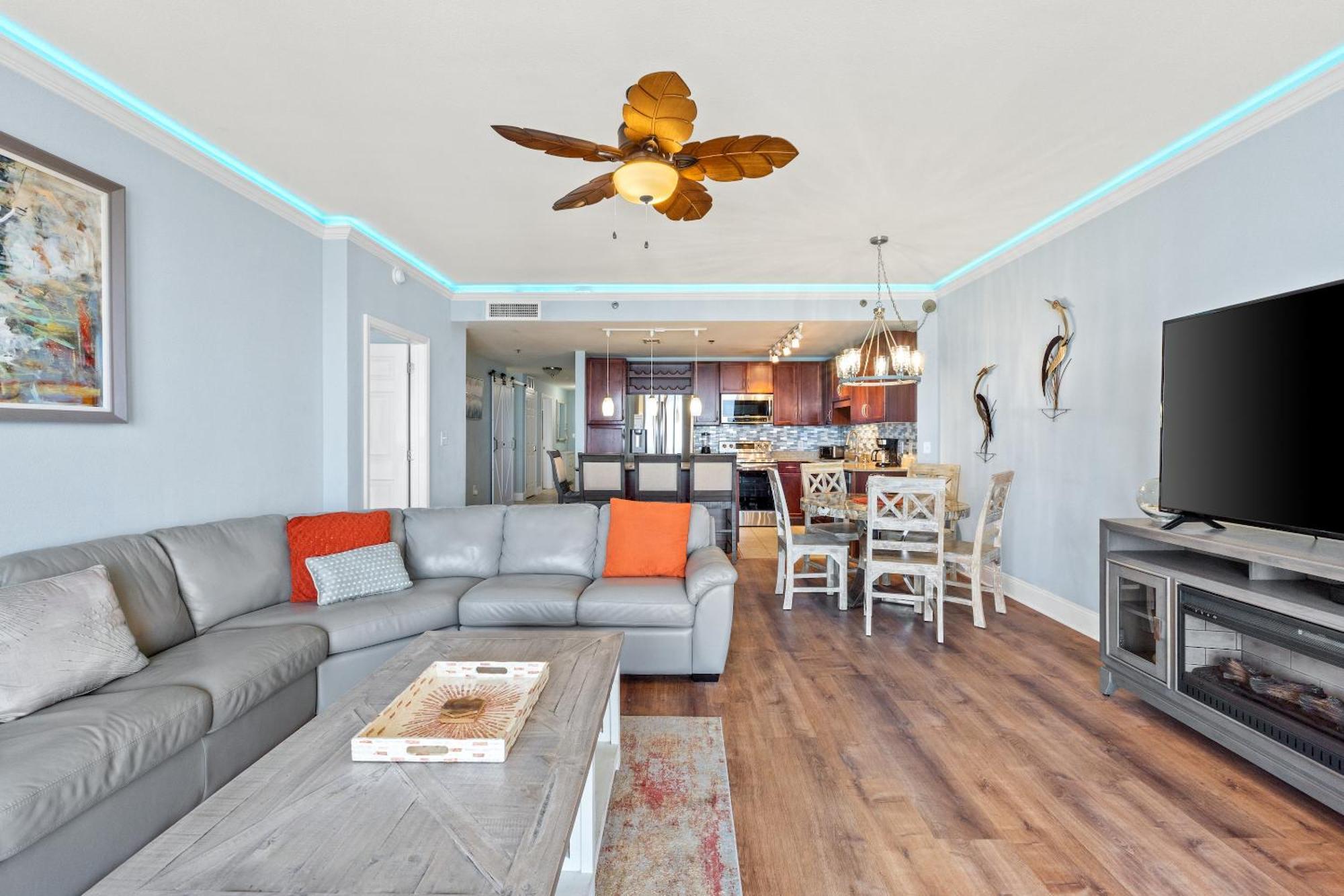 Laketown Wharf By Panhandle Getaways Apartment Panama City Beach