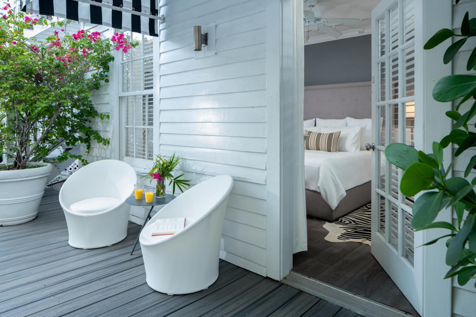 Bed & Breakfast Alexander's Guesthouse-adult Exclusive, Lgbtq Friendly Key West