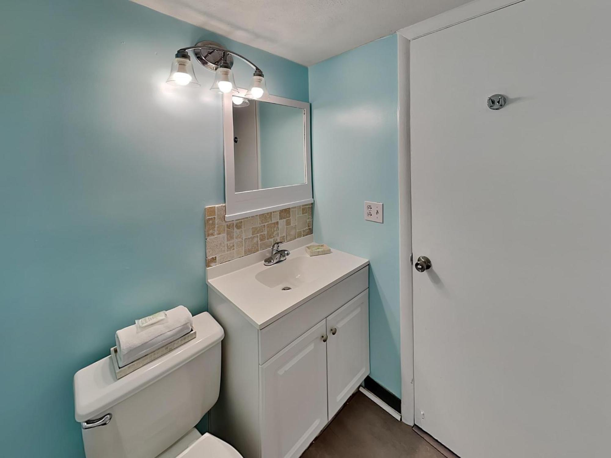 Continental 220 Apartment Panama City Beach