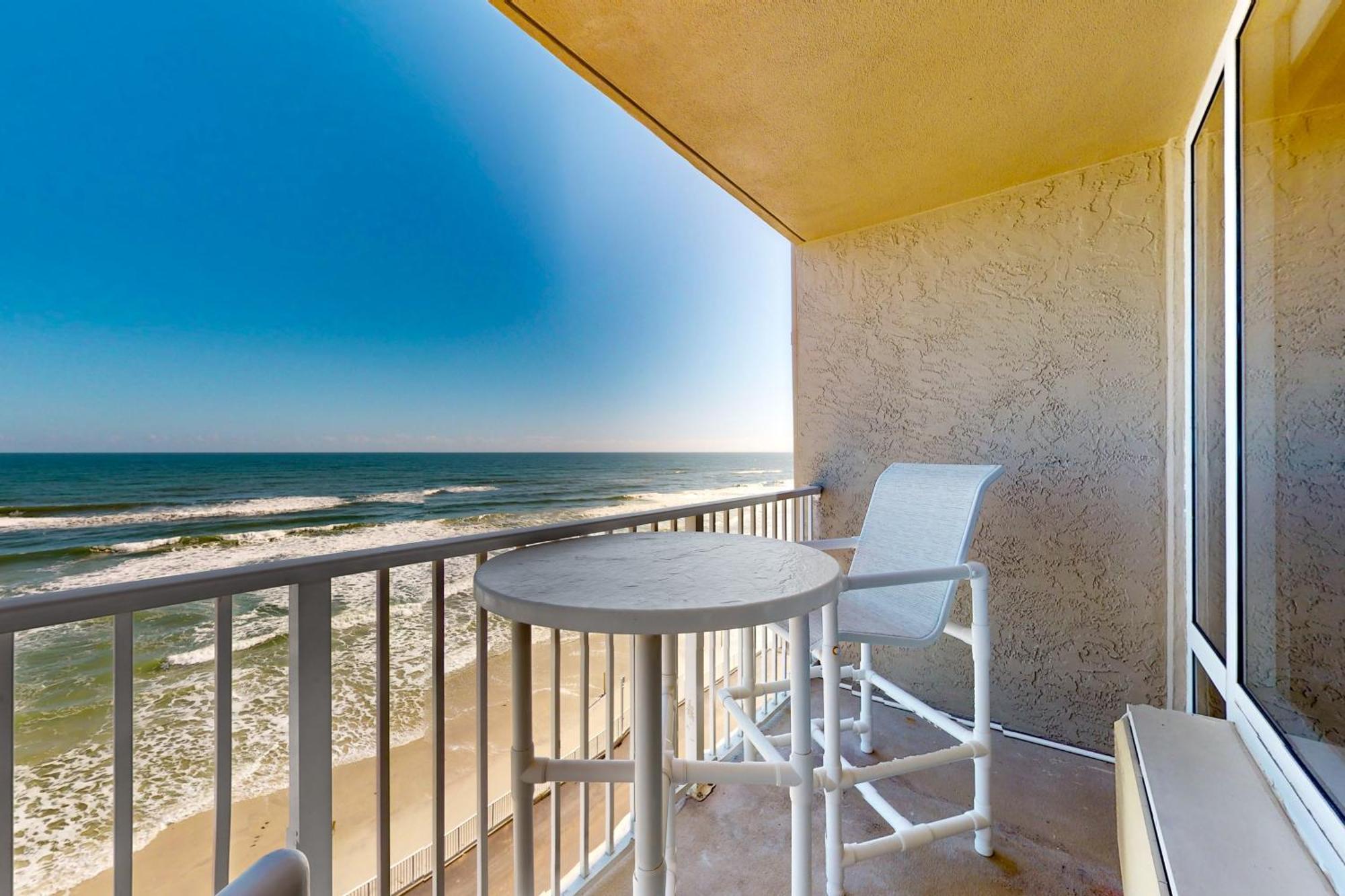 Sunshine & Oceanfront Serenity Daytona Beach Shores