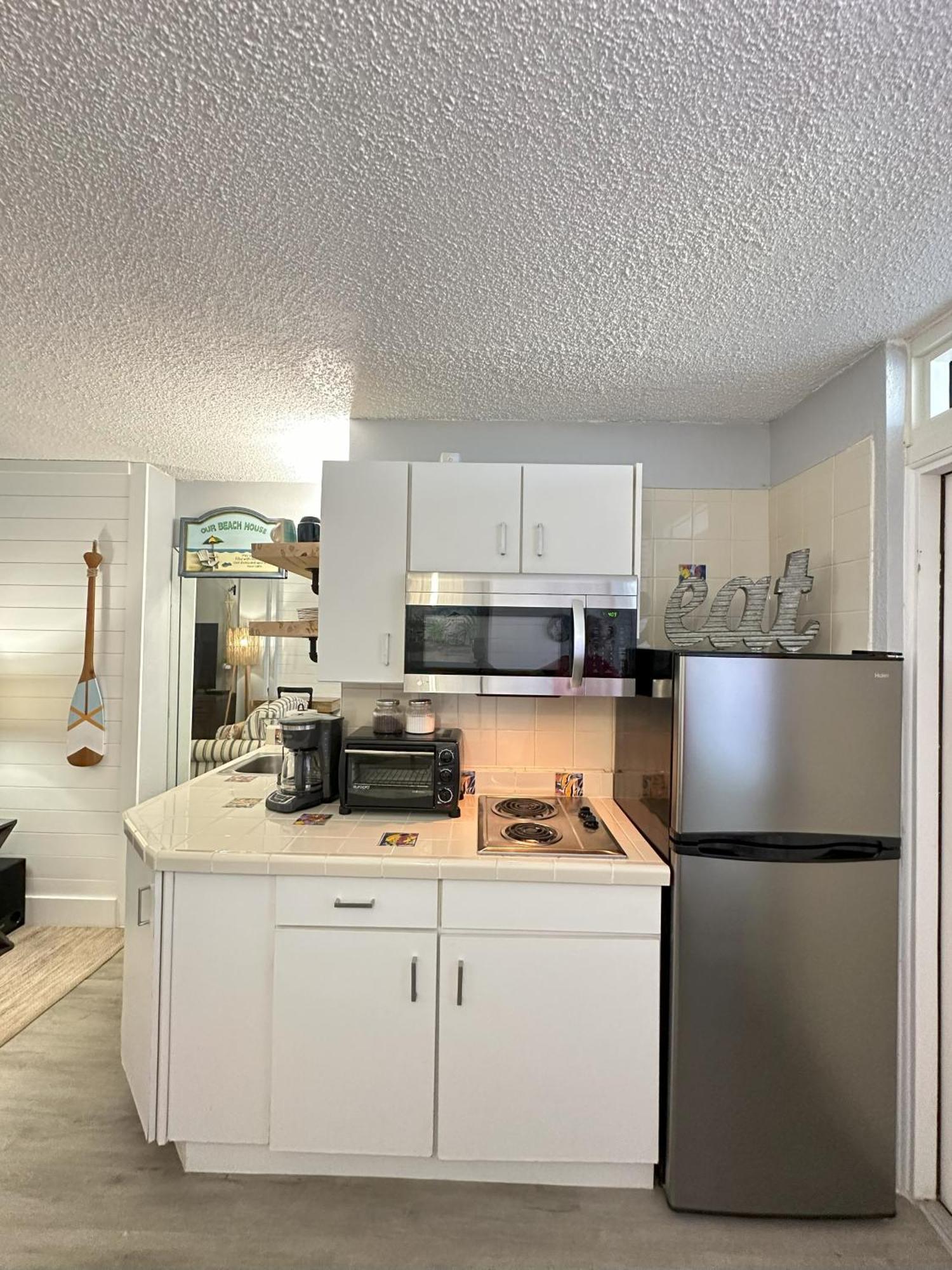Seabliss, Oceanfront 1st Floor Cozy Daytona Beach