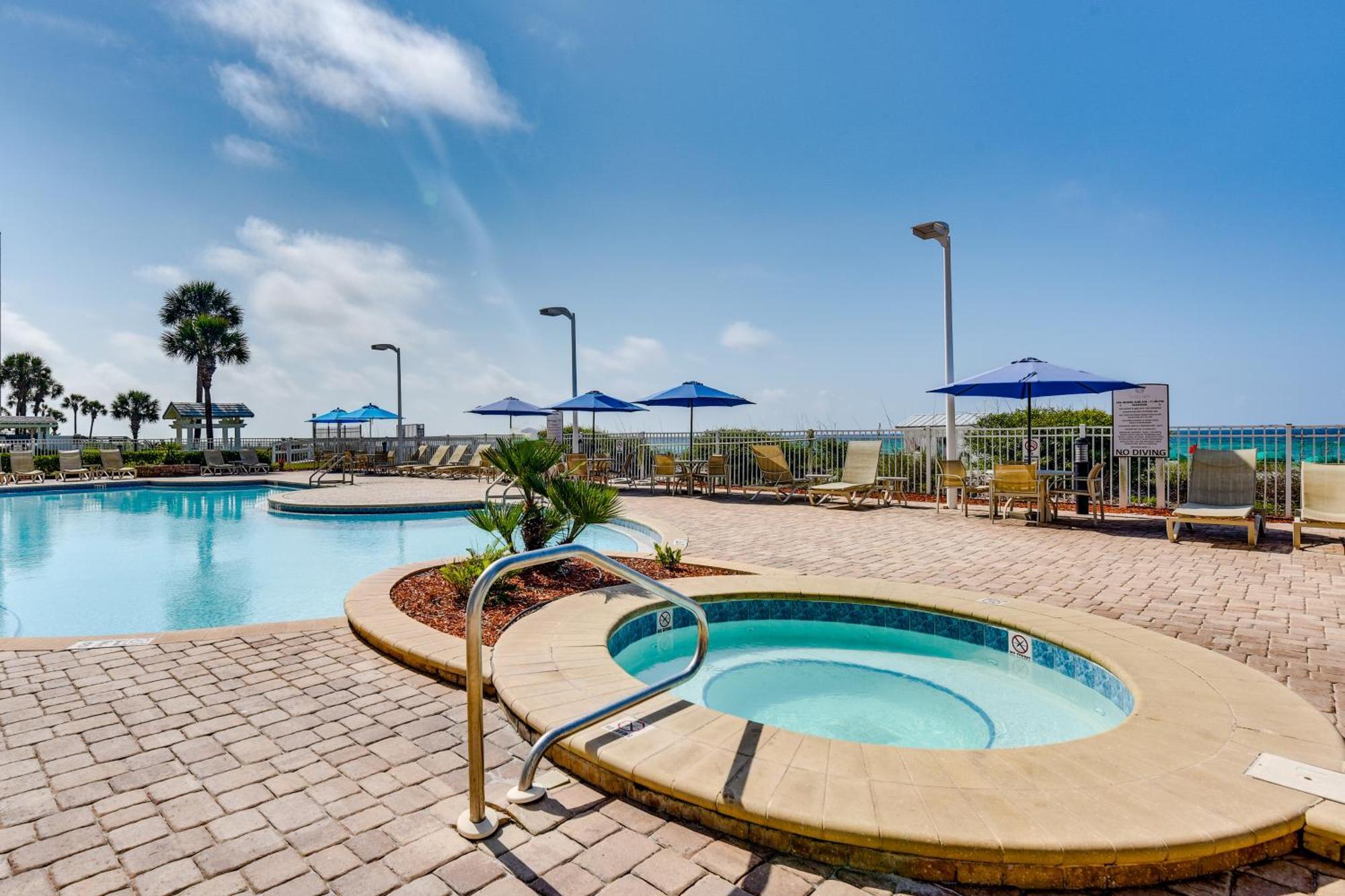 Oceanfront With Pool And Access * Destin