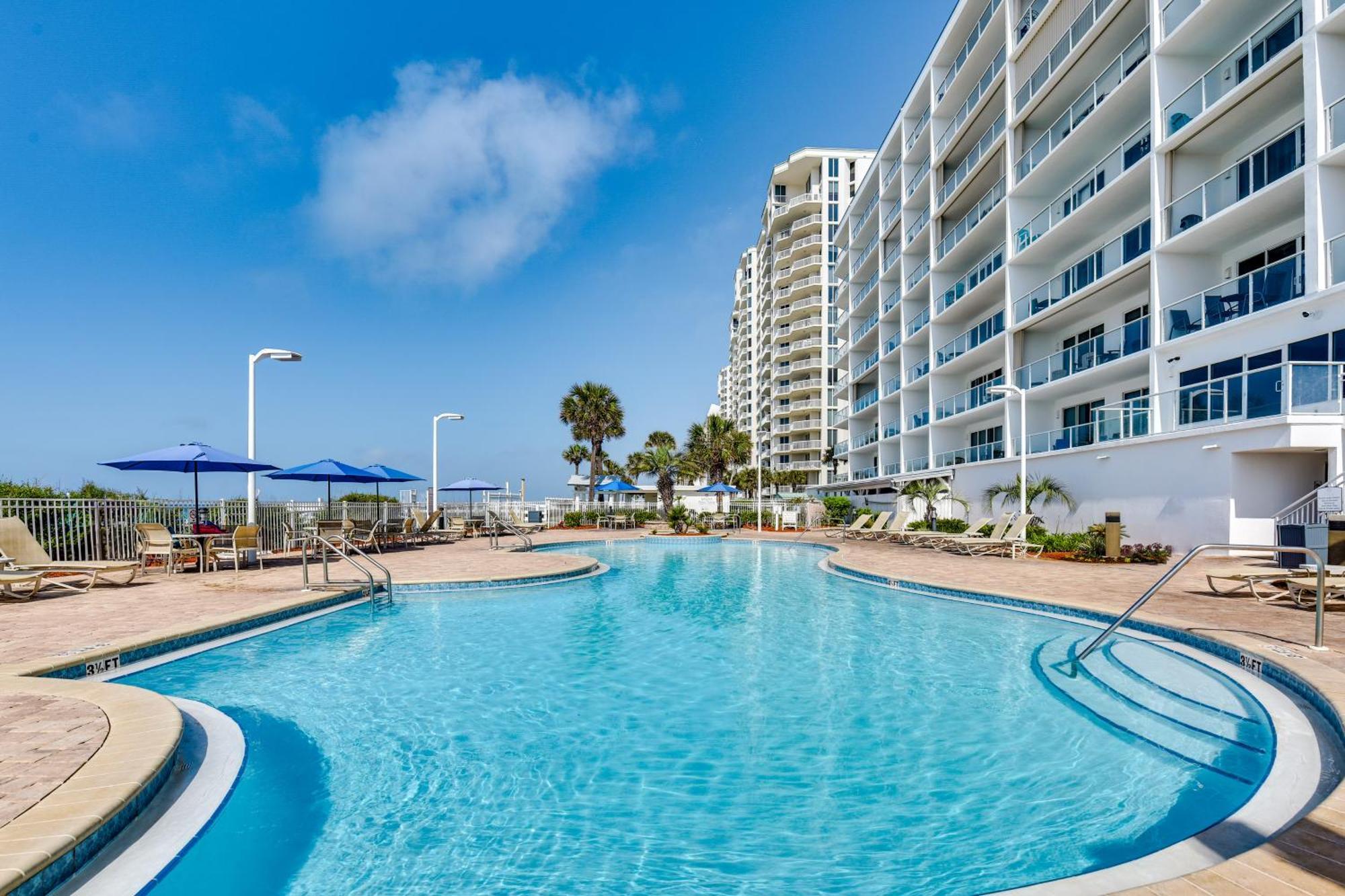 Apartment Oceanfront With Pool And Access *