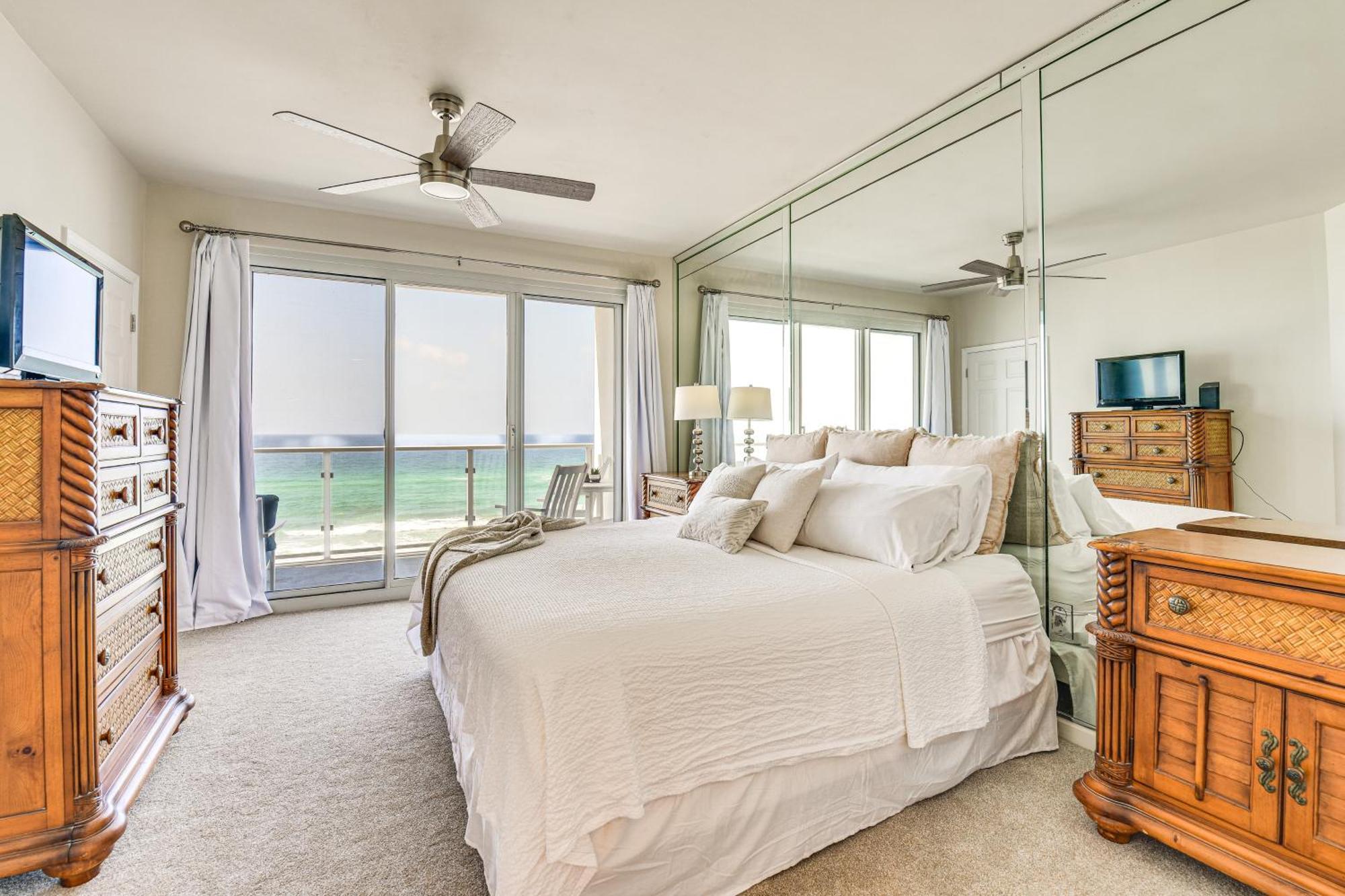 Oceanfront With Pool And Access Apartment *