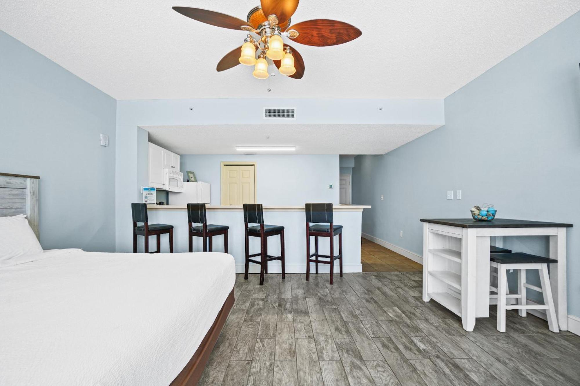 Majestic Tower I By Panhandle Getaways Apartment *