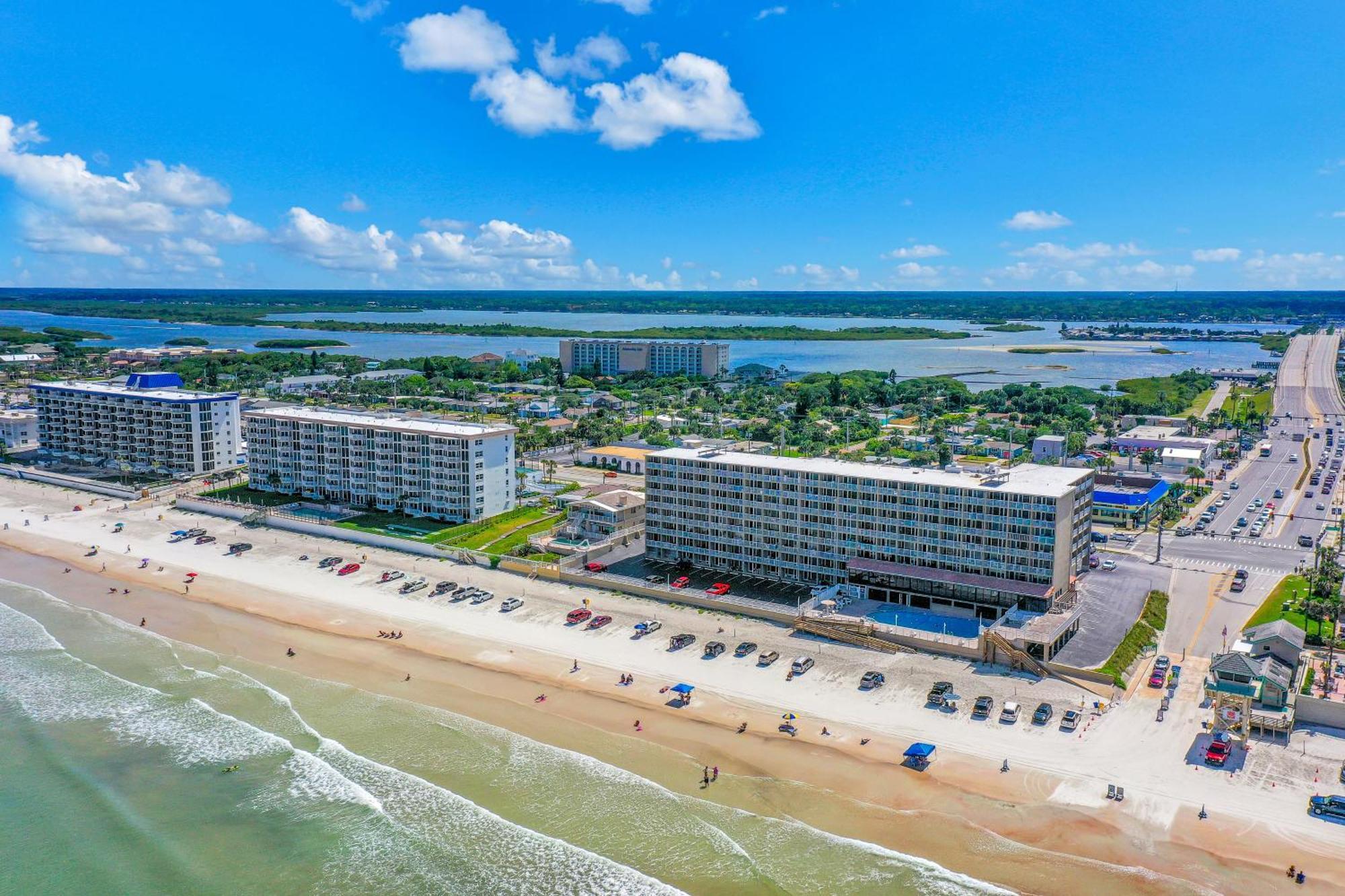 Sunshine & Oceanfront Serenity