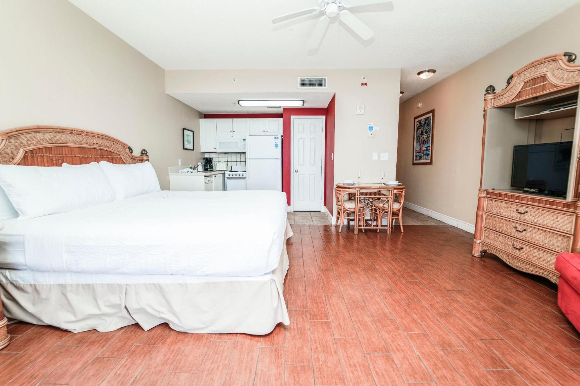 Majestic Tower I By Panhandle Getaways Apartment