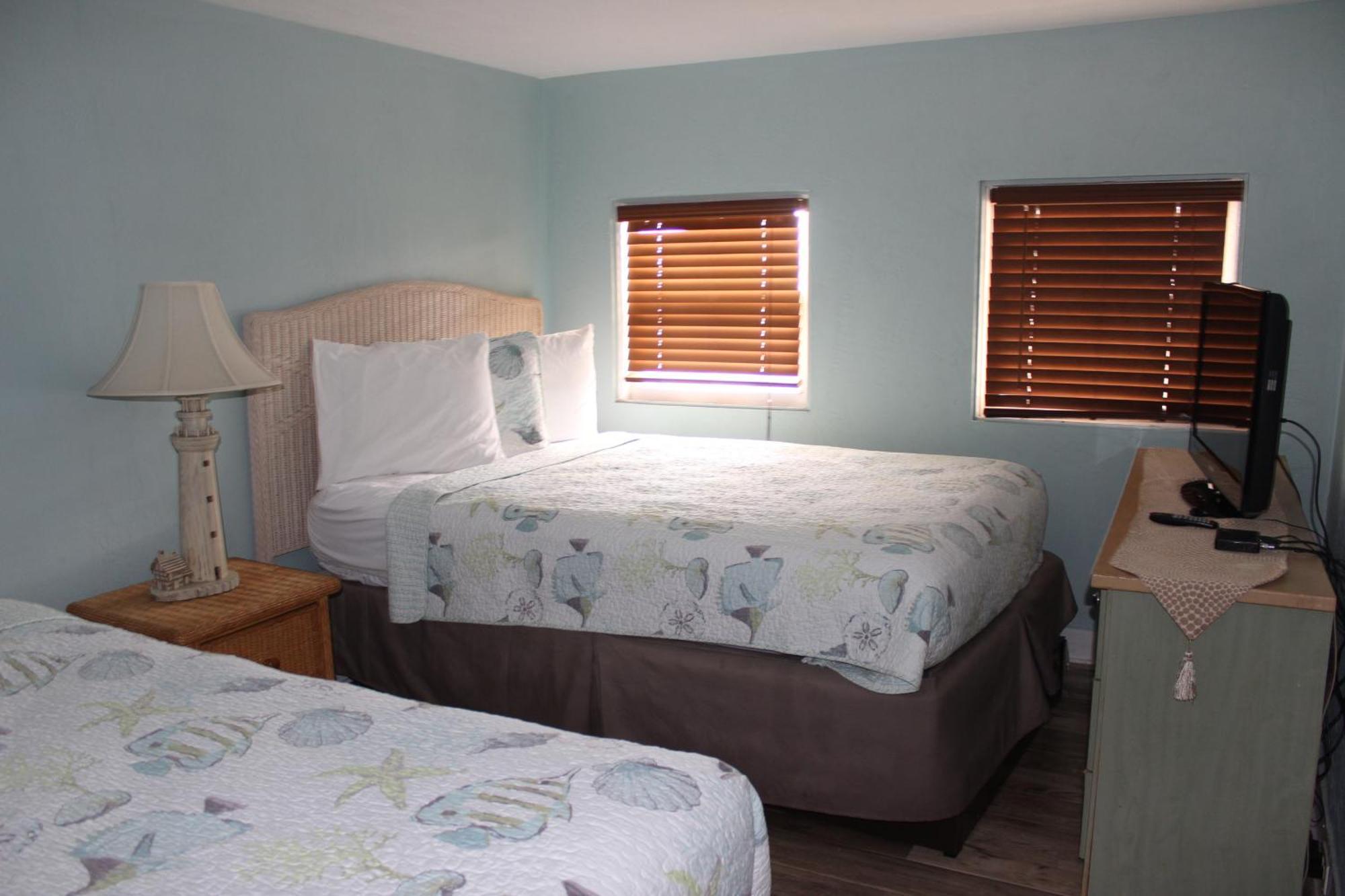 Hotel Shoreline & - Beachfront Daytona Beach