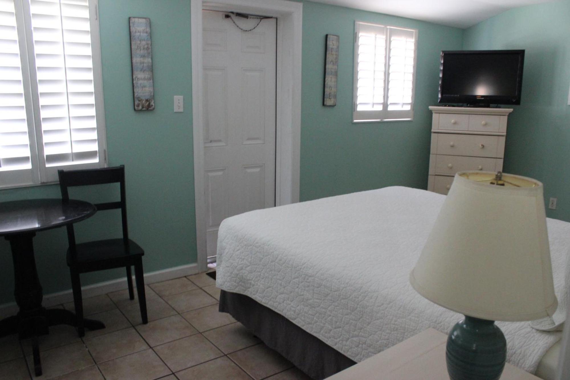 Shoreline & - Beachfront Daytona Beach