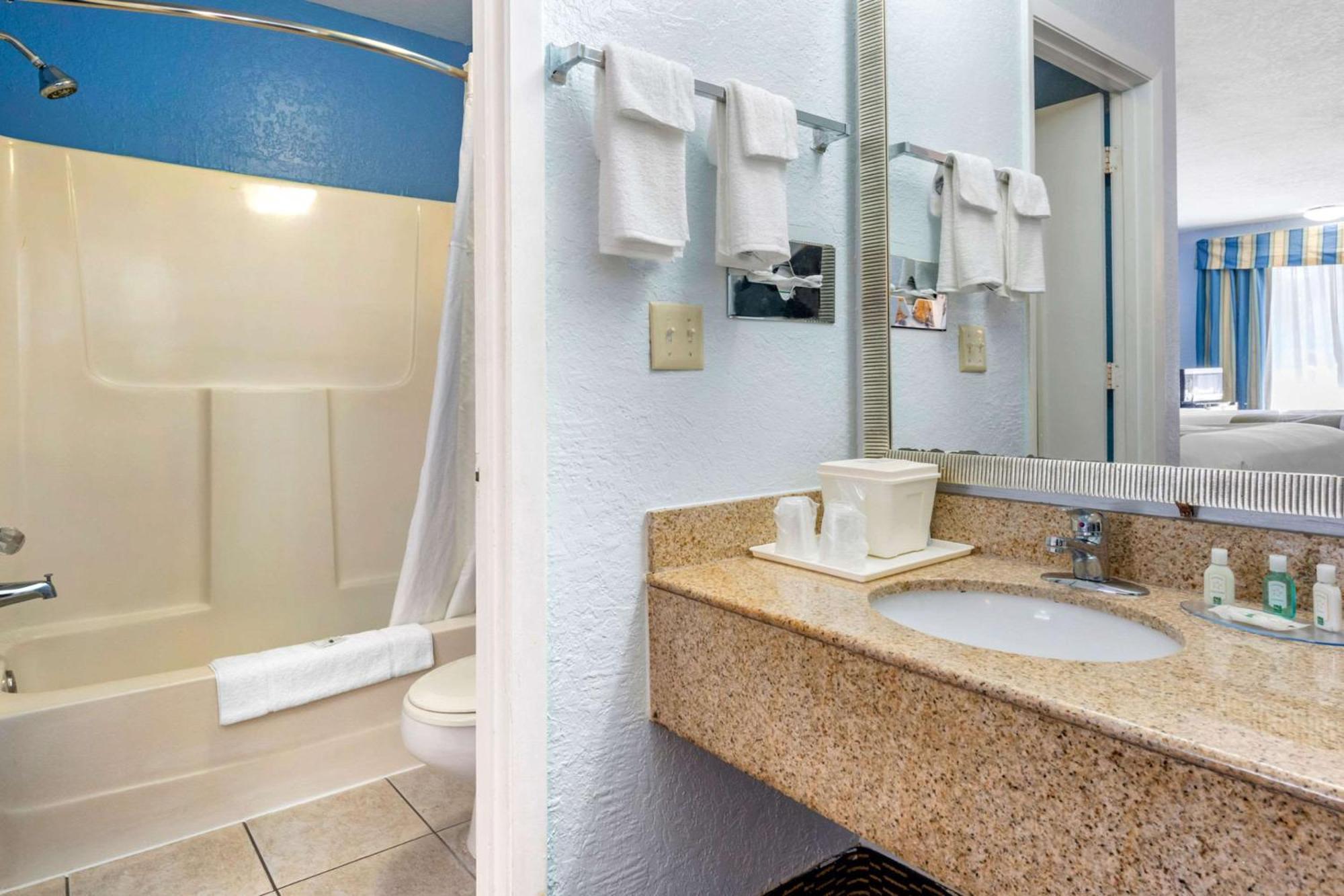 Inn Quality North Near Lido Key