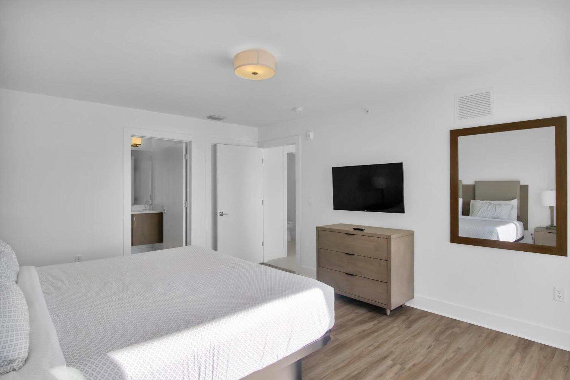 Hotel The Avalon Club