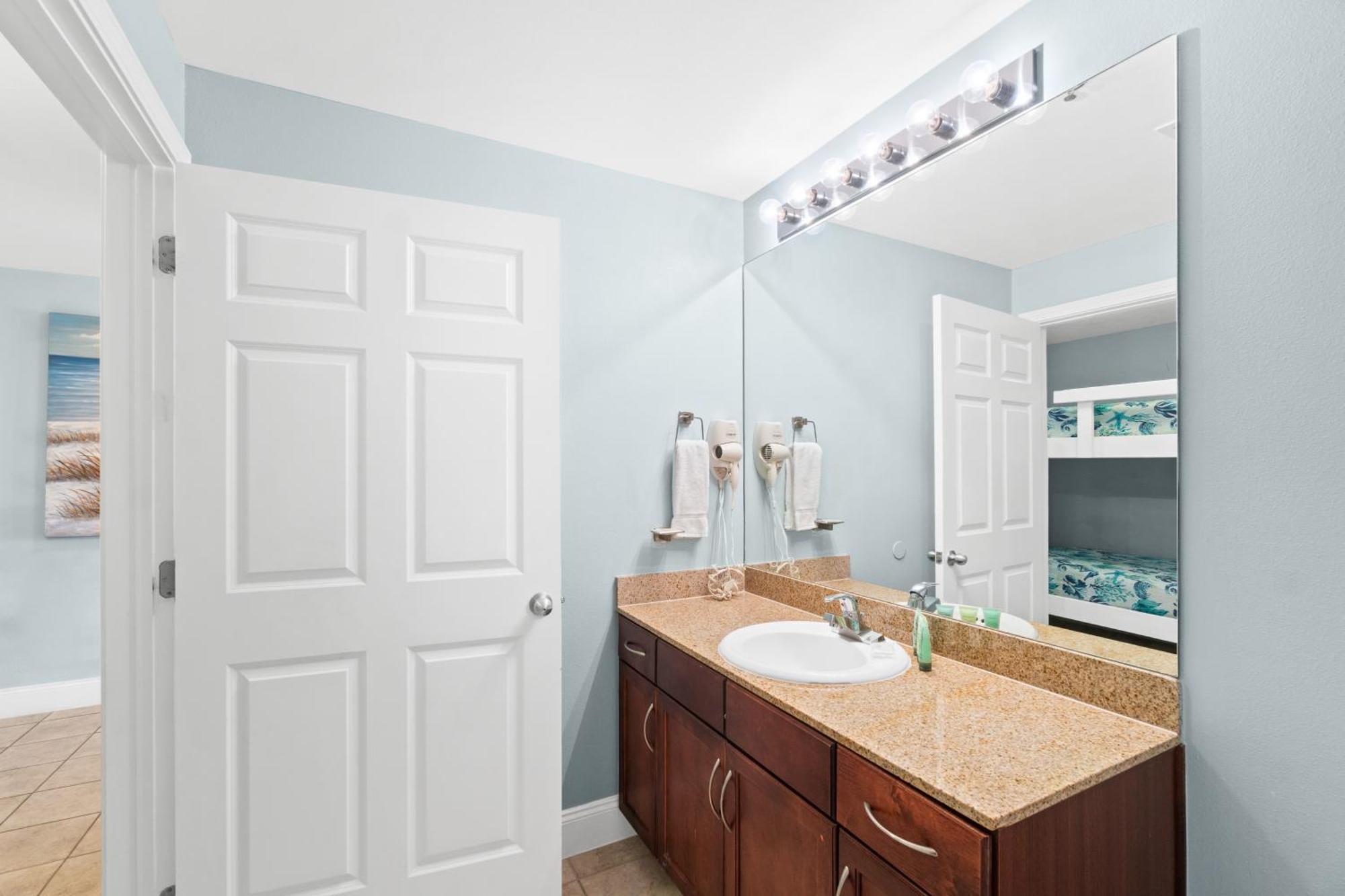 Laketown Wharf #1117 By Book That Panama City Beach