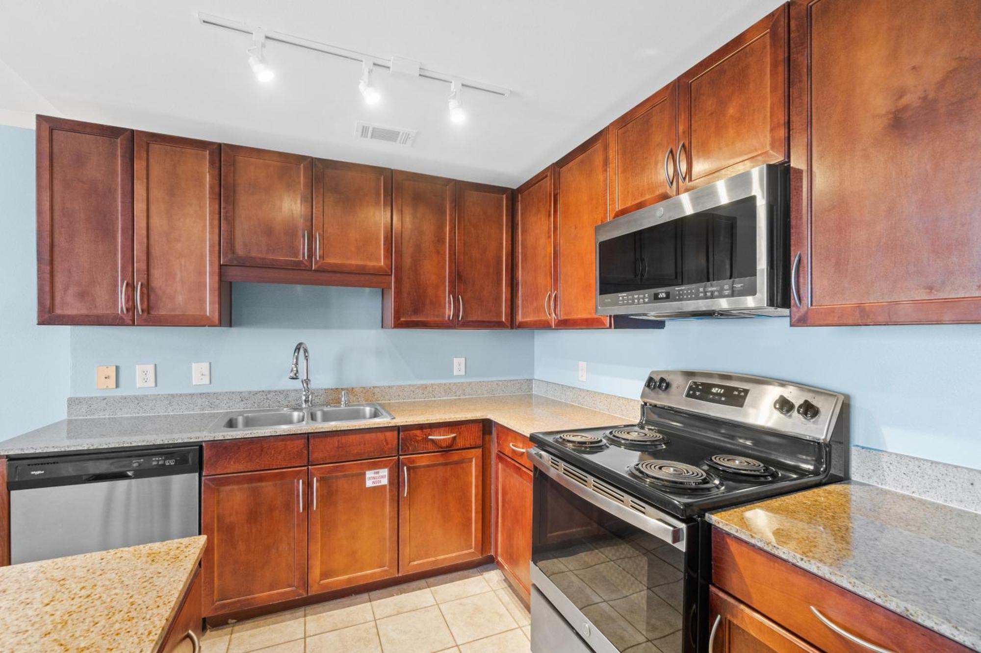 Holiday home Laketown Wharf #1117 By Book That *
