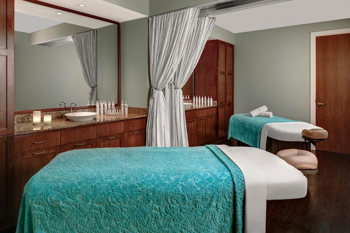 Bluegreen's Bayside And At Panama Upper Grand Lagoon