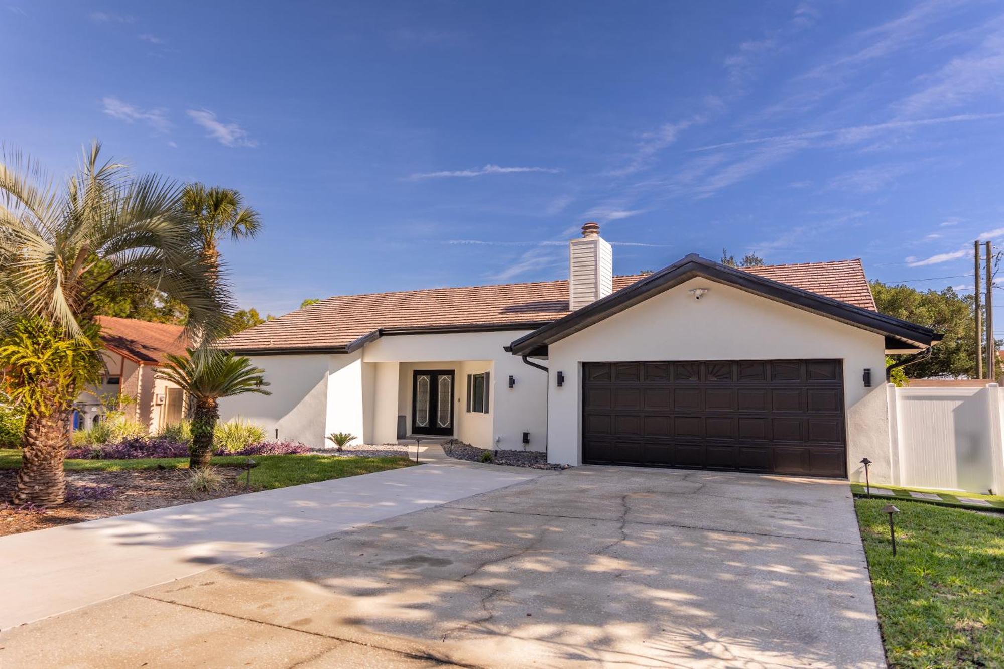 Upscale Bay Dream Pool With Putting Green Holiday home Tampa